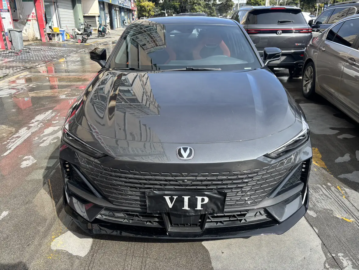 Changan UNI-V  из Китая