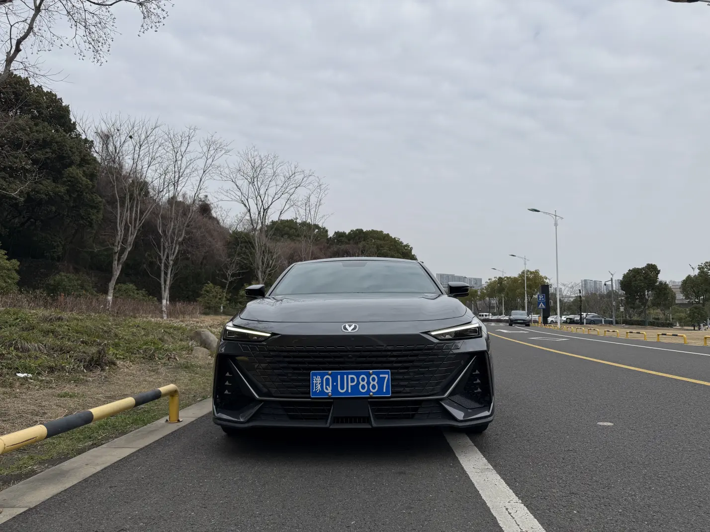 Changan UNI-V  из Китая