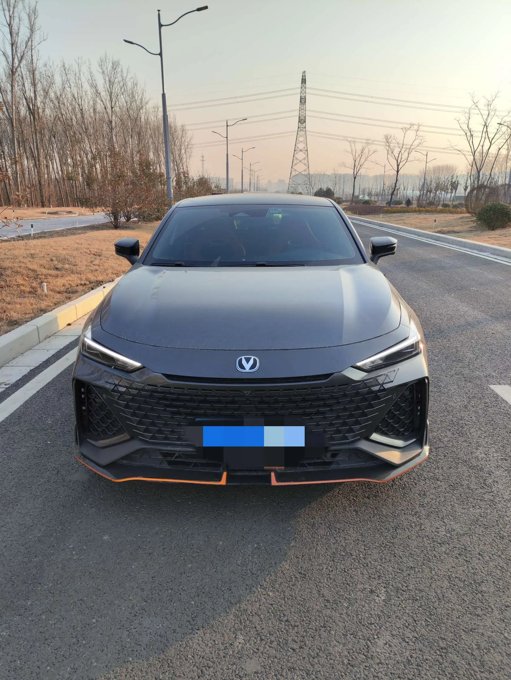 Changan UNI-V  из Китая