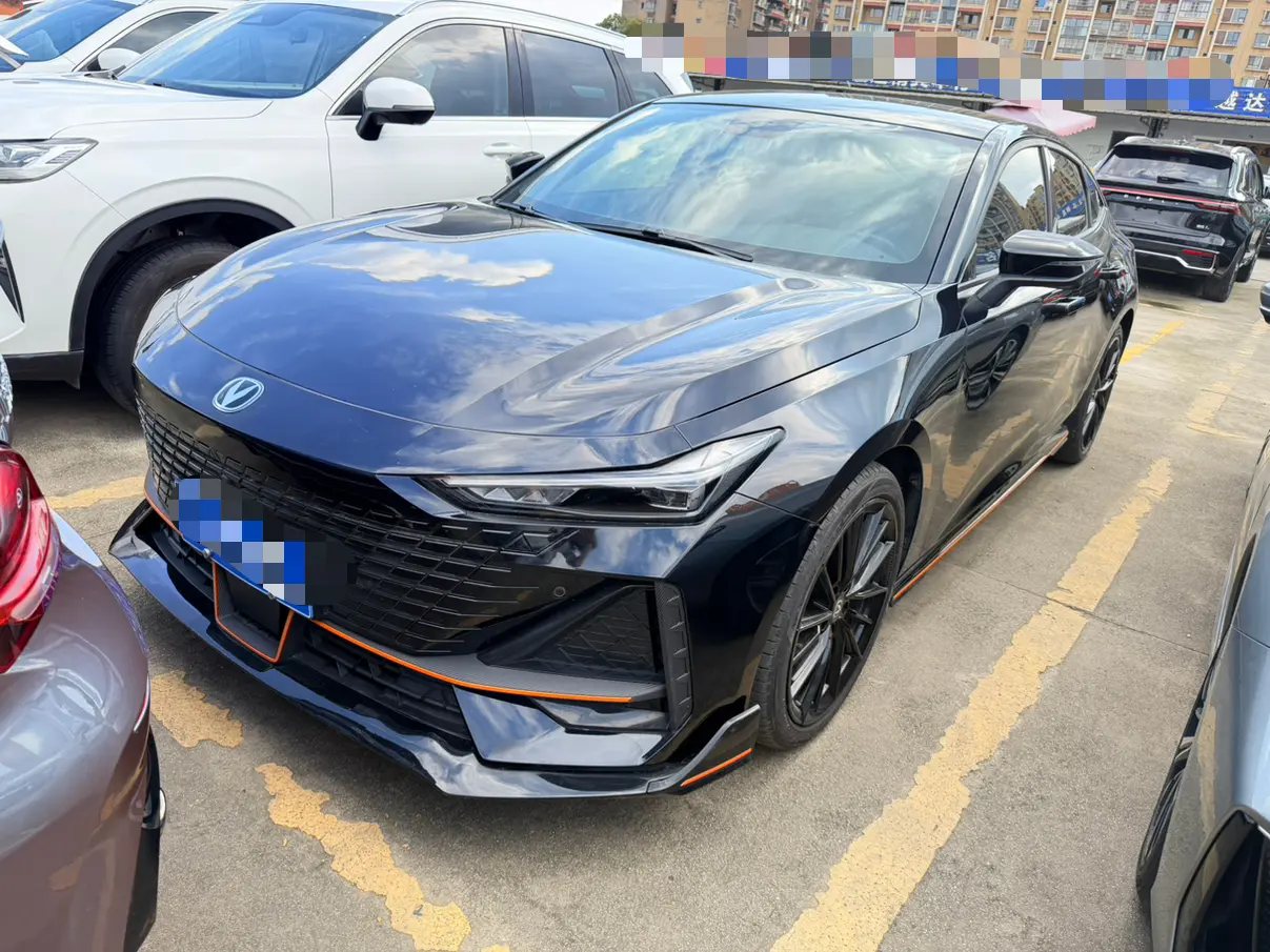 Changan UNI-V  из Китая