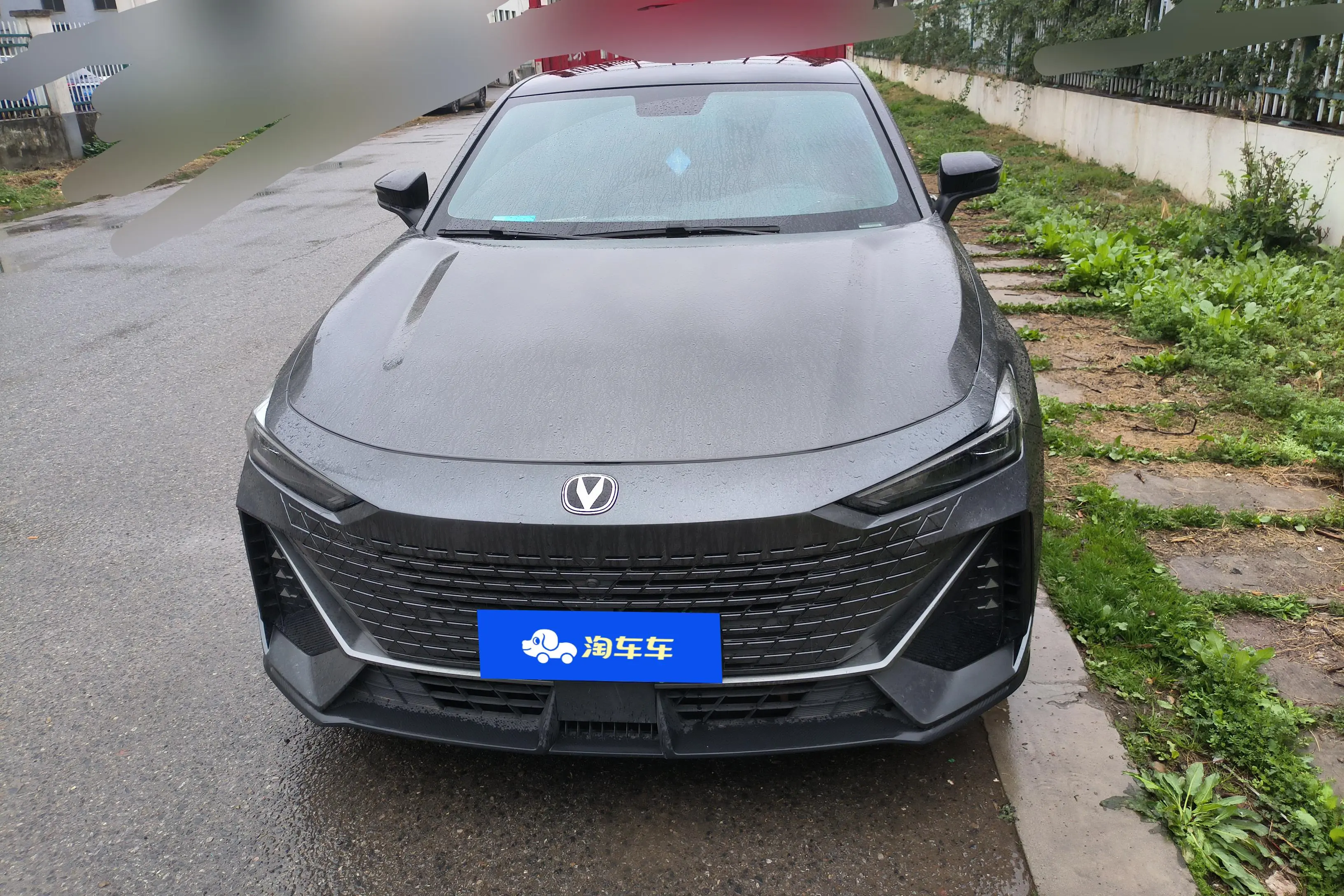 Changan UNI-V  из Китая