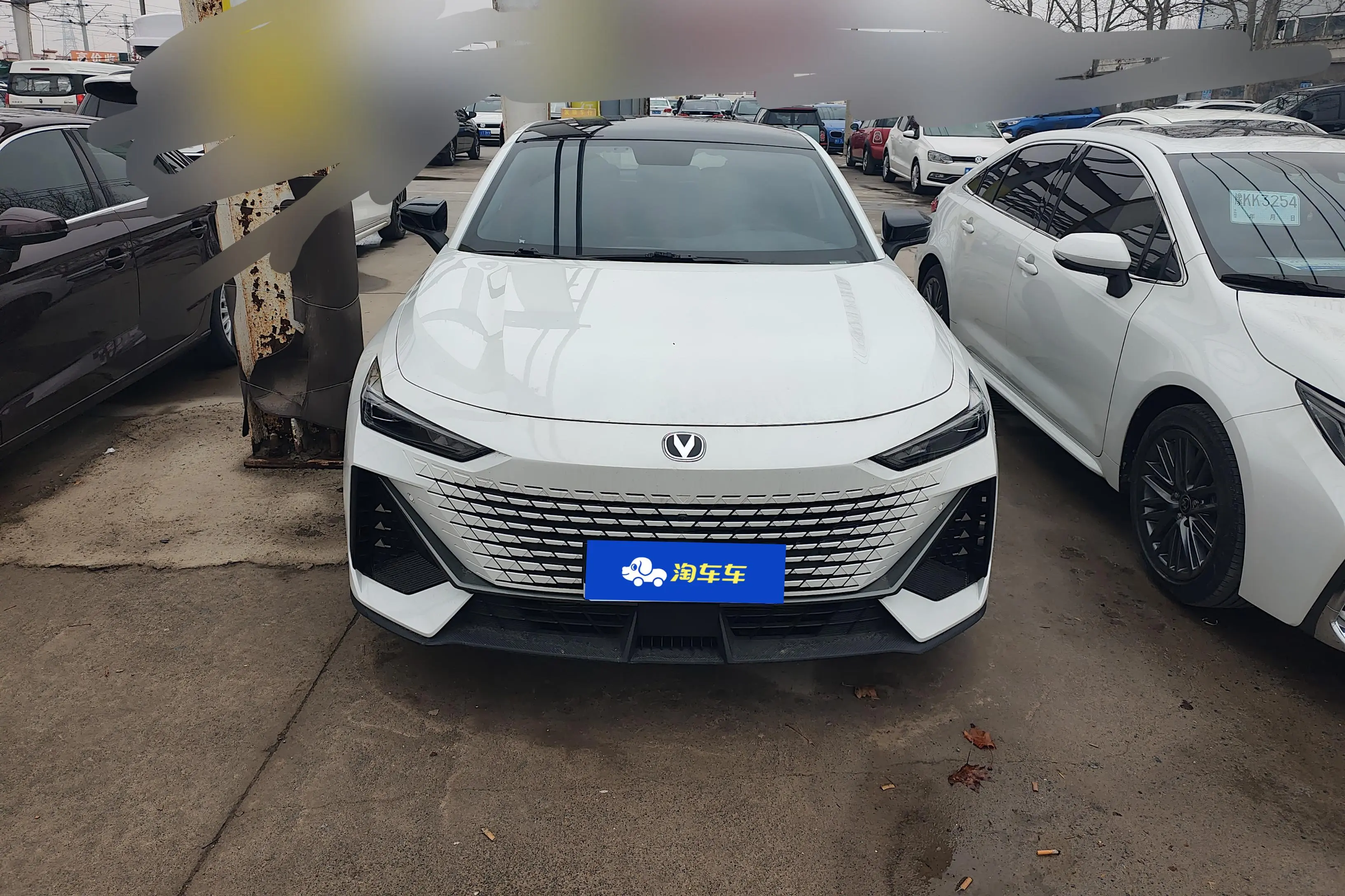 Changan UNI-V  из Китая