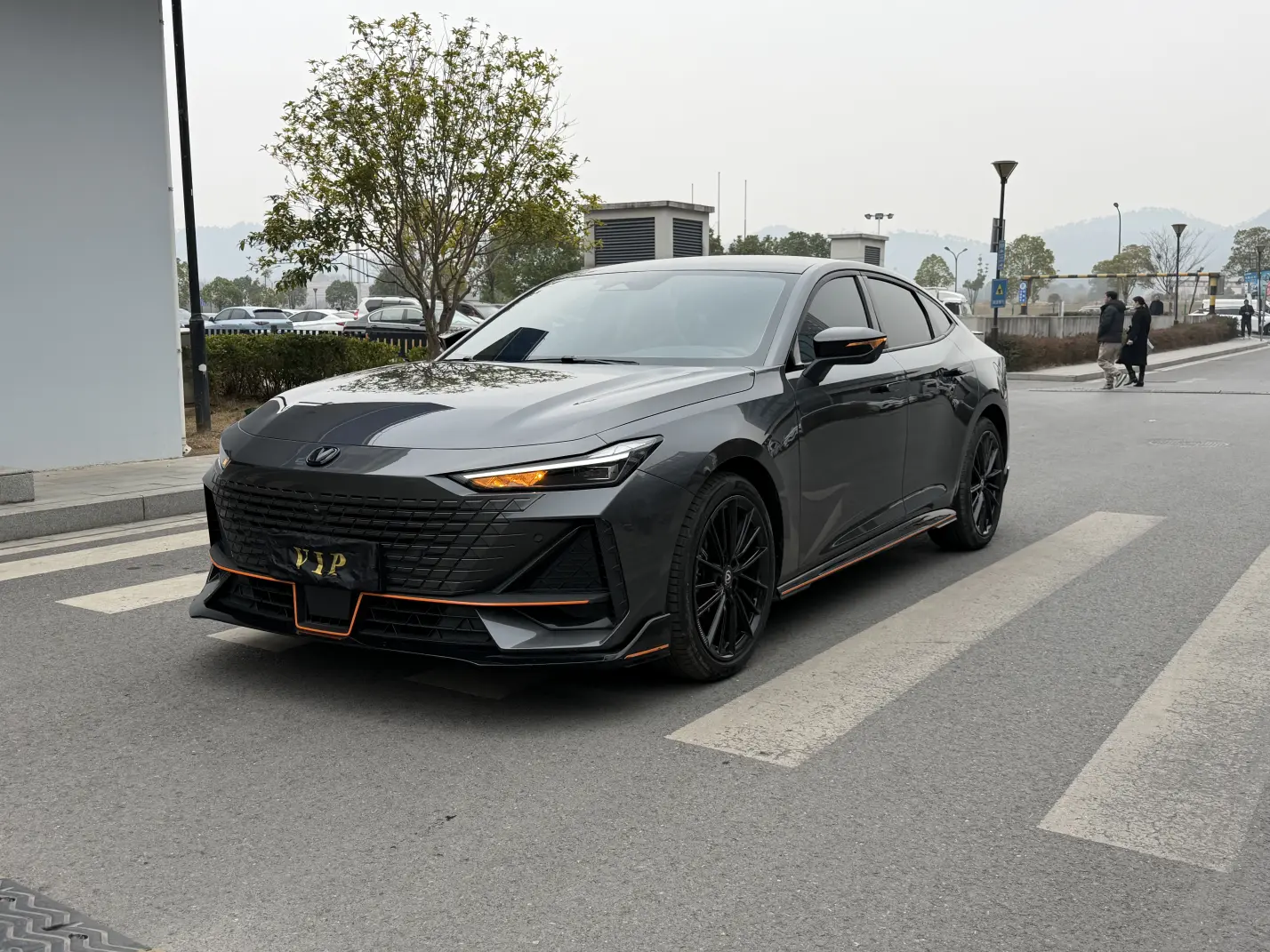 Changan UNI-V  из Китая