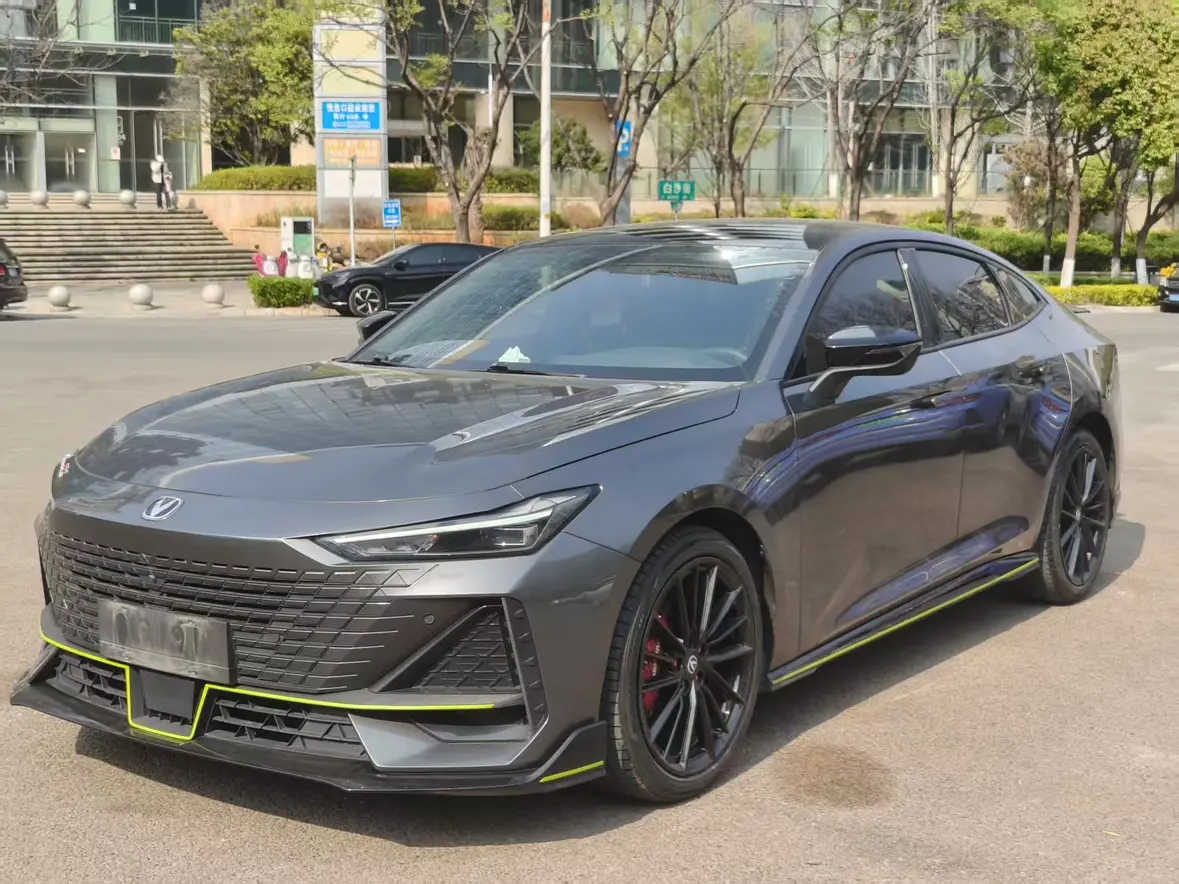 Changan UNI-V  из Китая