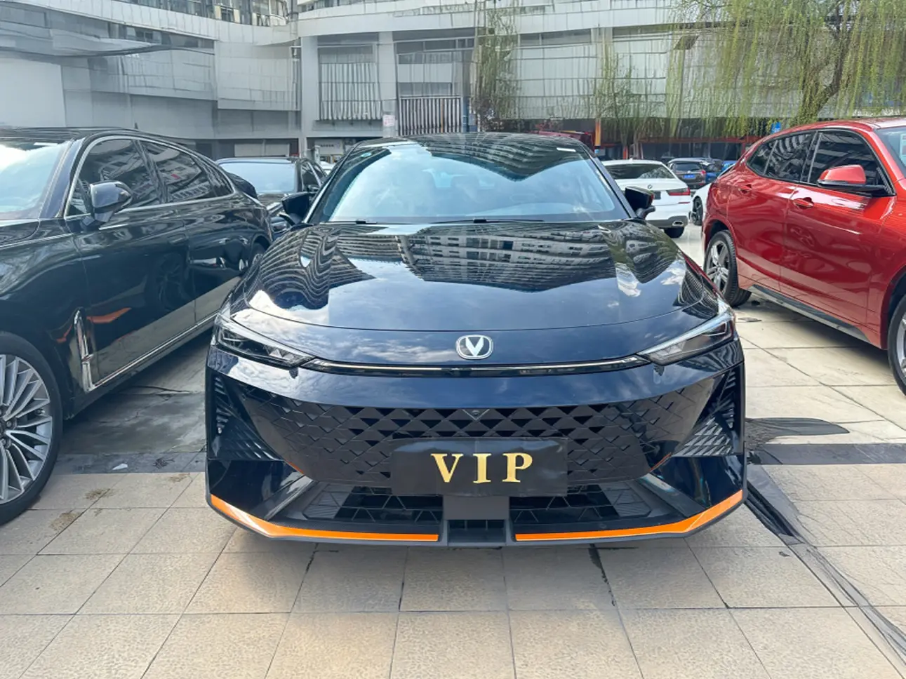 Changan UNI-V  из Китая