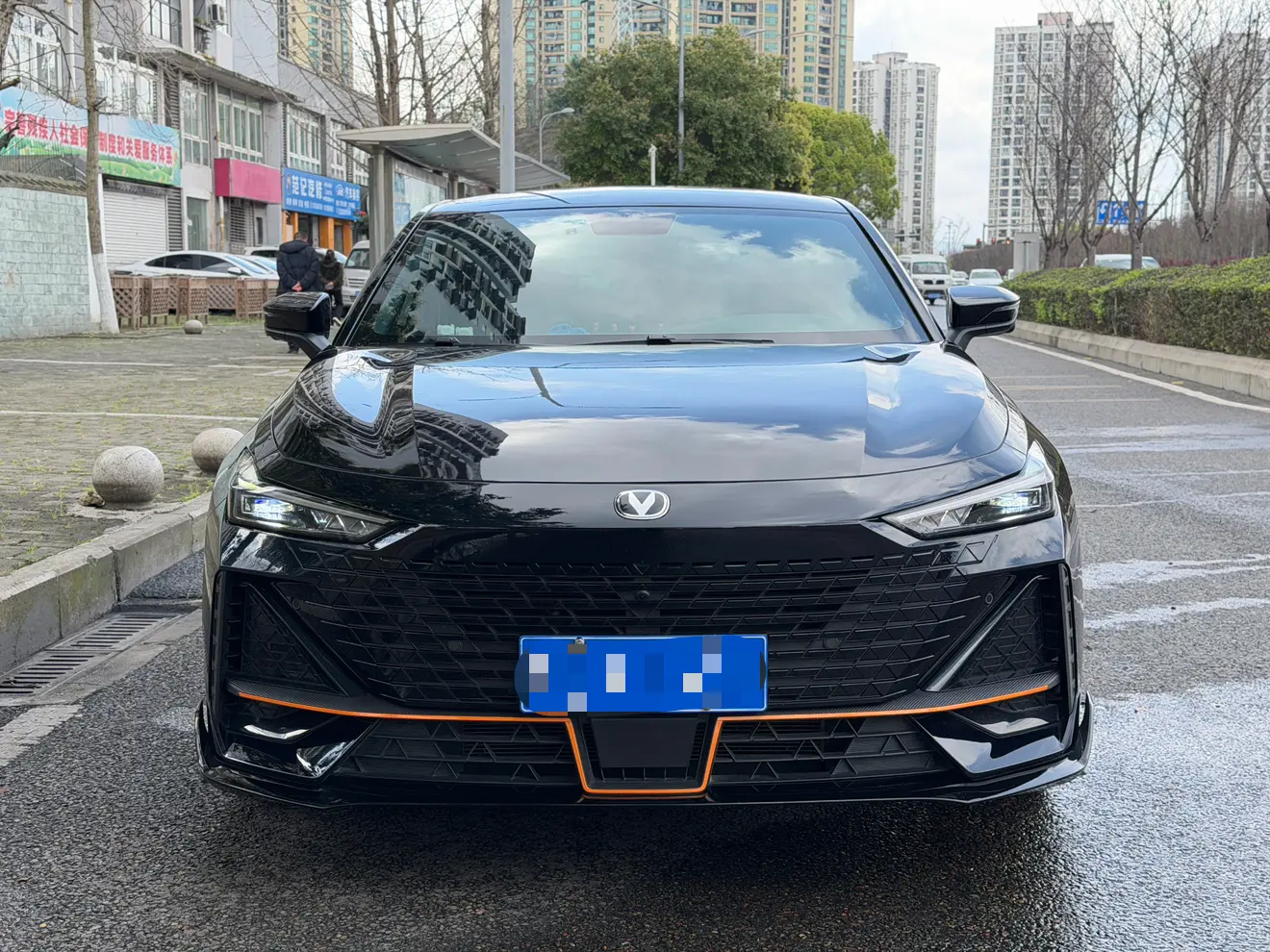 Changan UNI-V  из Китая