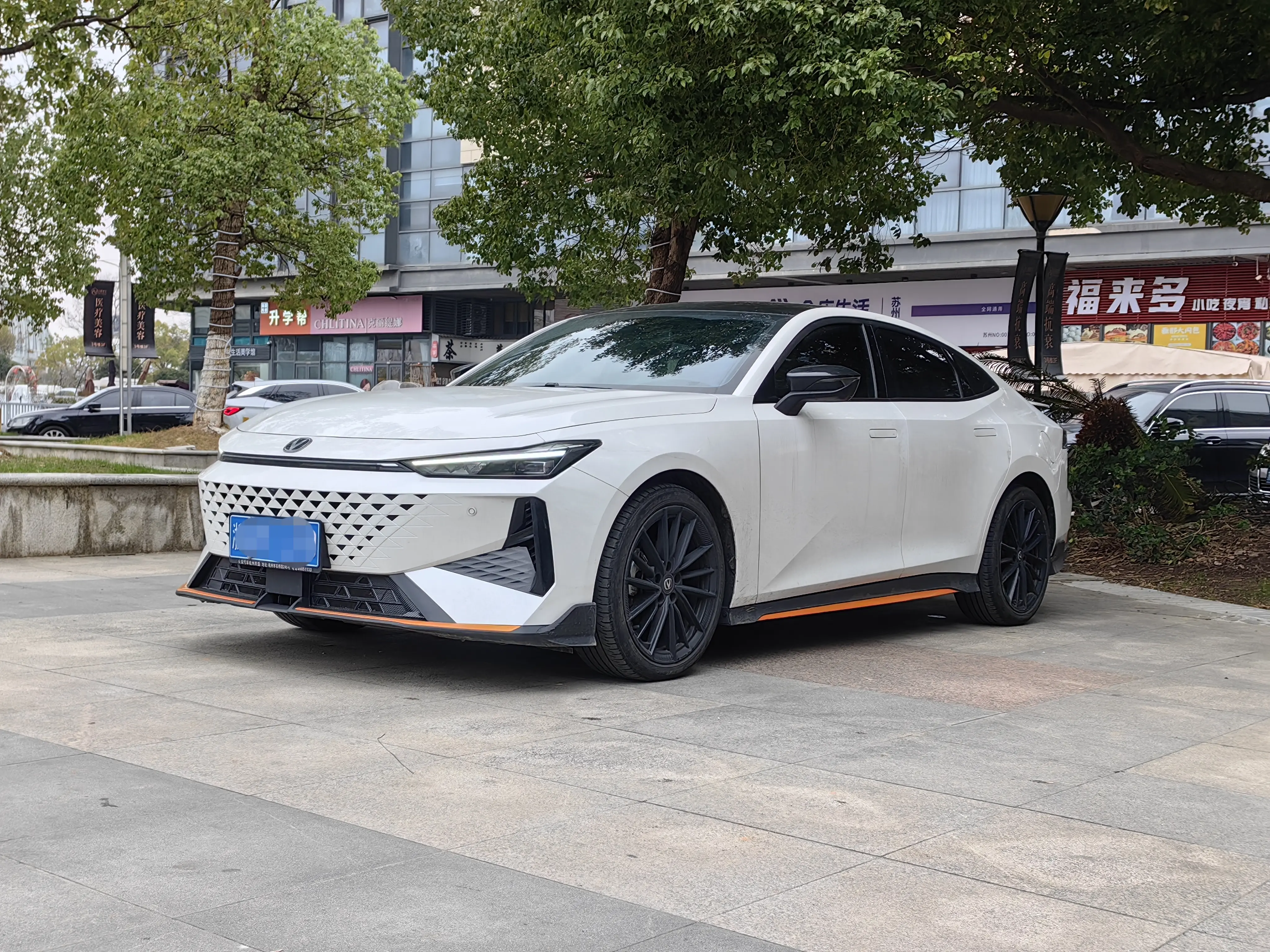 Changan UNI-V  из Китая