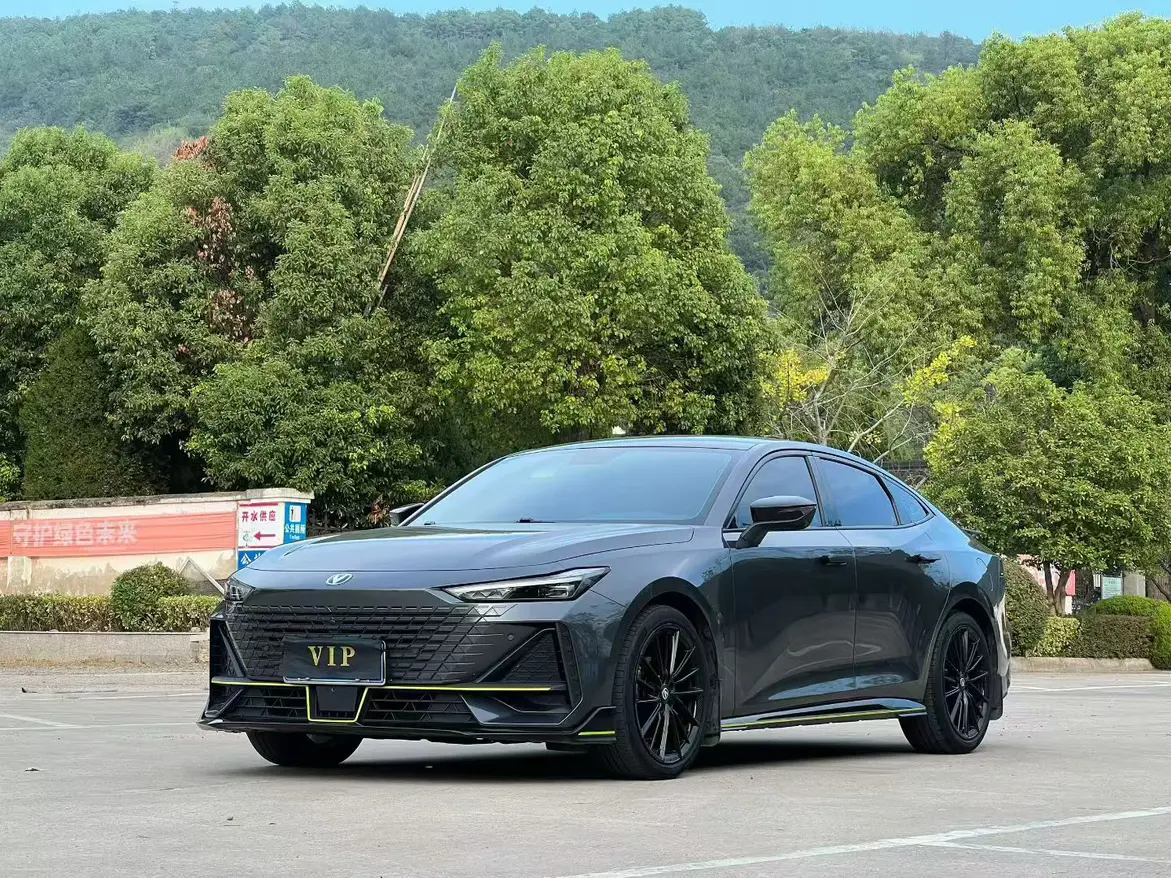 Changan UNI-V  из Китая