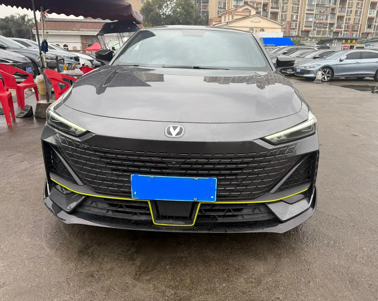 Changan UNI-V  из Китая