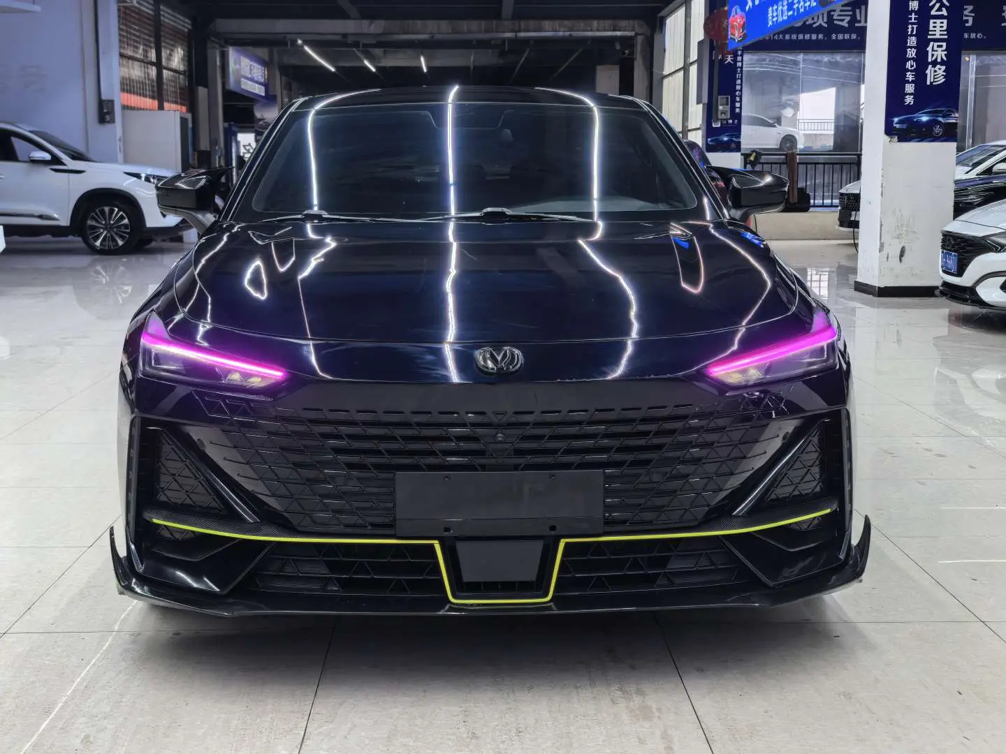 Changan UNI-V  из Китая