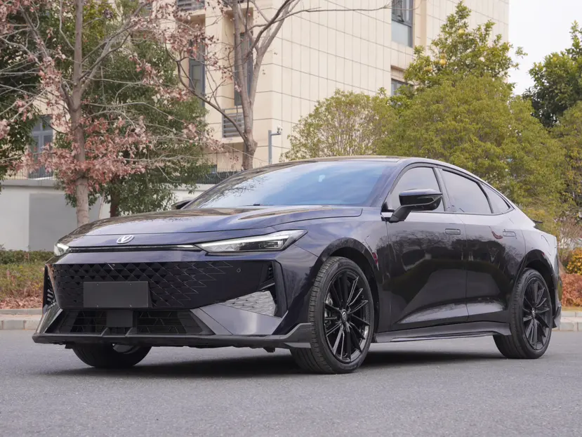 Changan UNI-V  из Китая