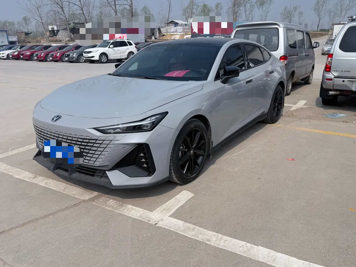 Changan UNI-V  из Китая