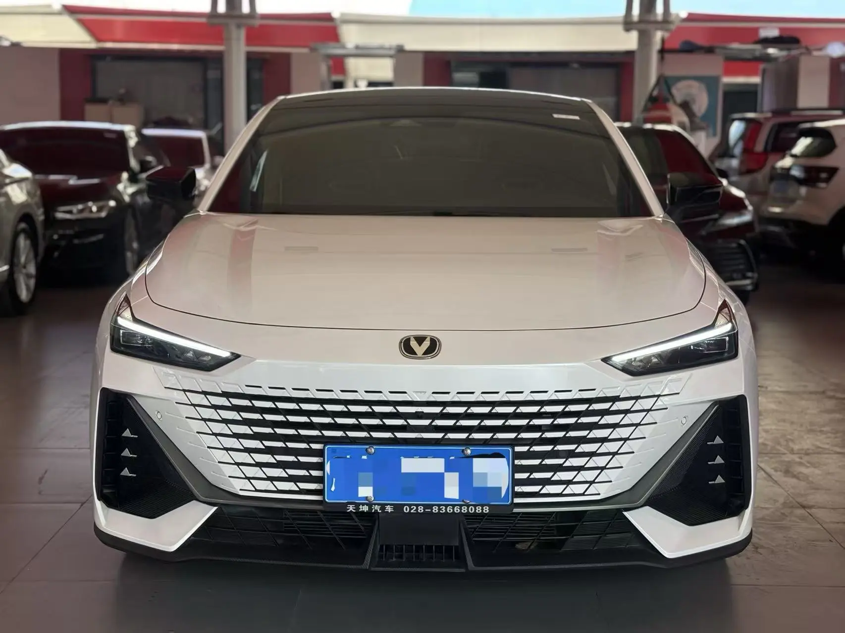 Changan UNI-V  из Китая