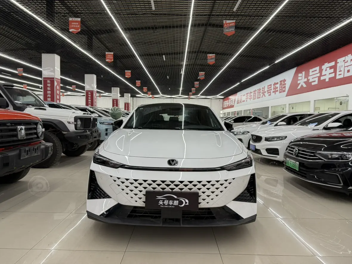 Changan UNI-V  из Китая