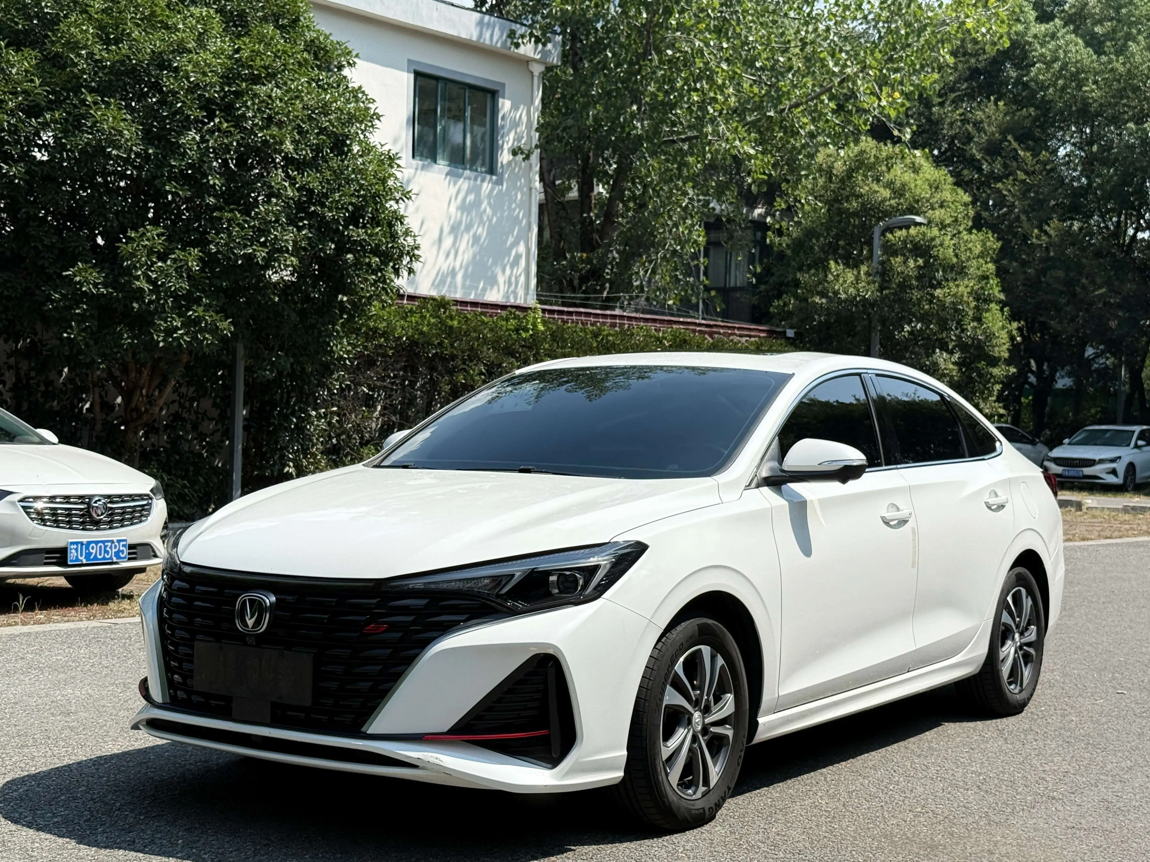 Changan Escape  из Китая