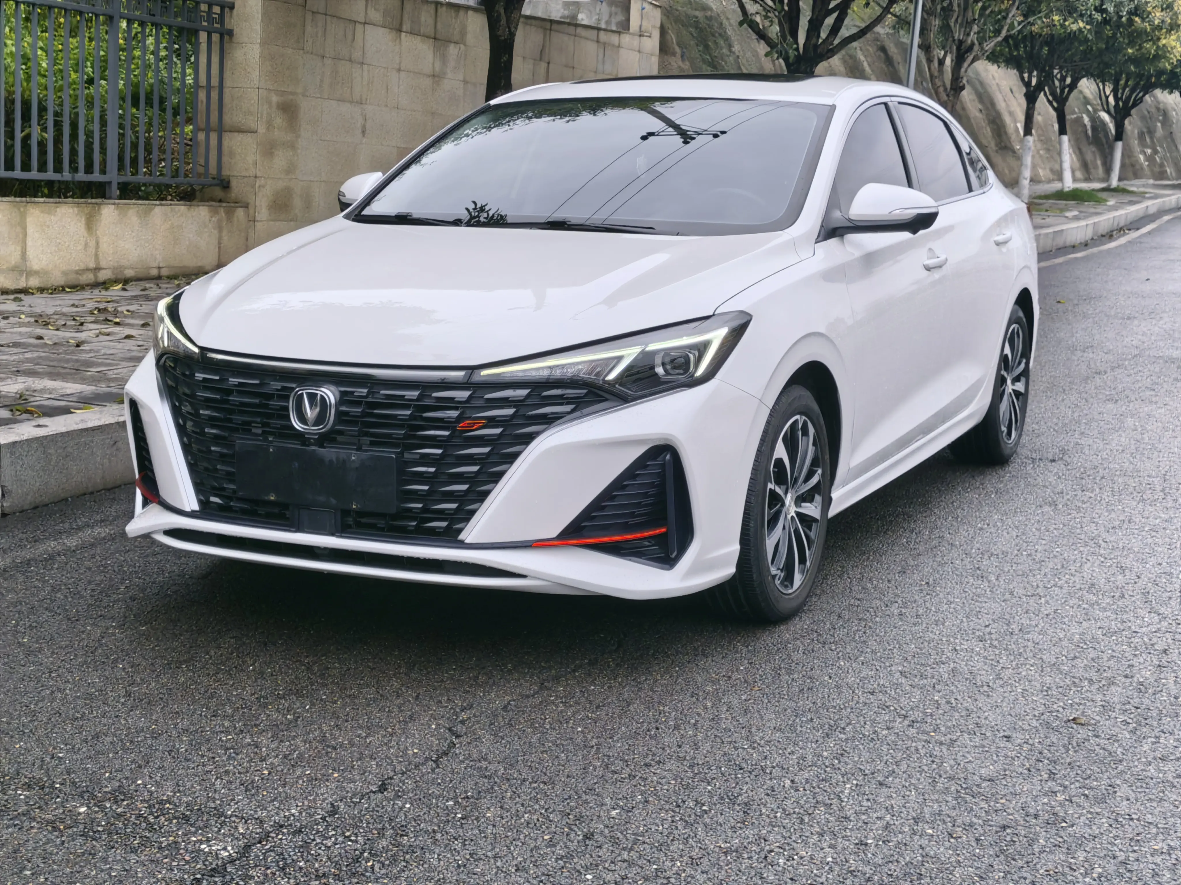 Changan Escape  из Китая