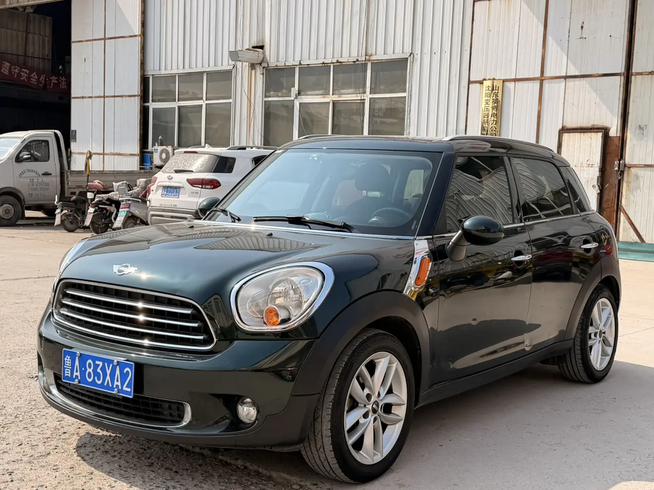 MINI COUNTRYMAN