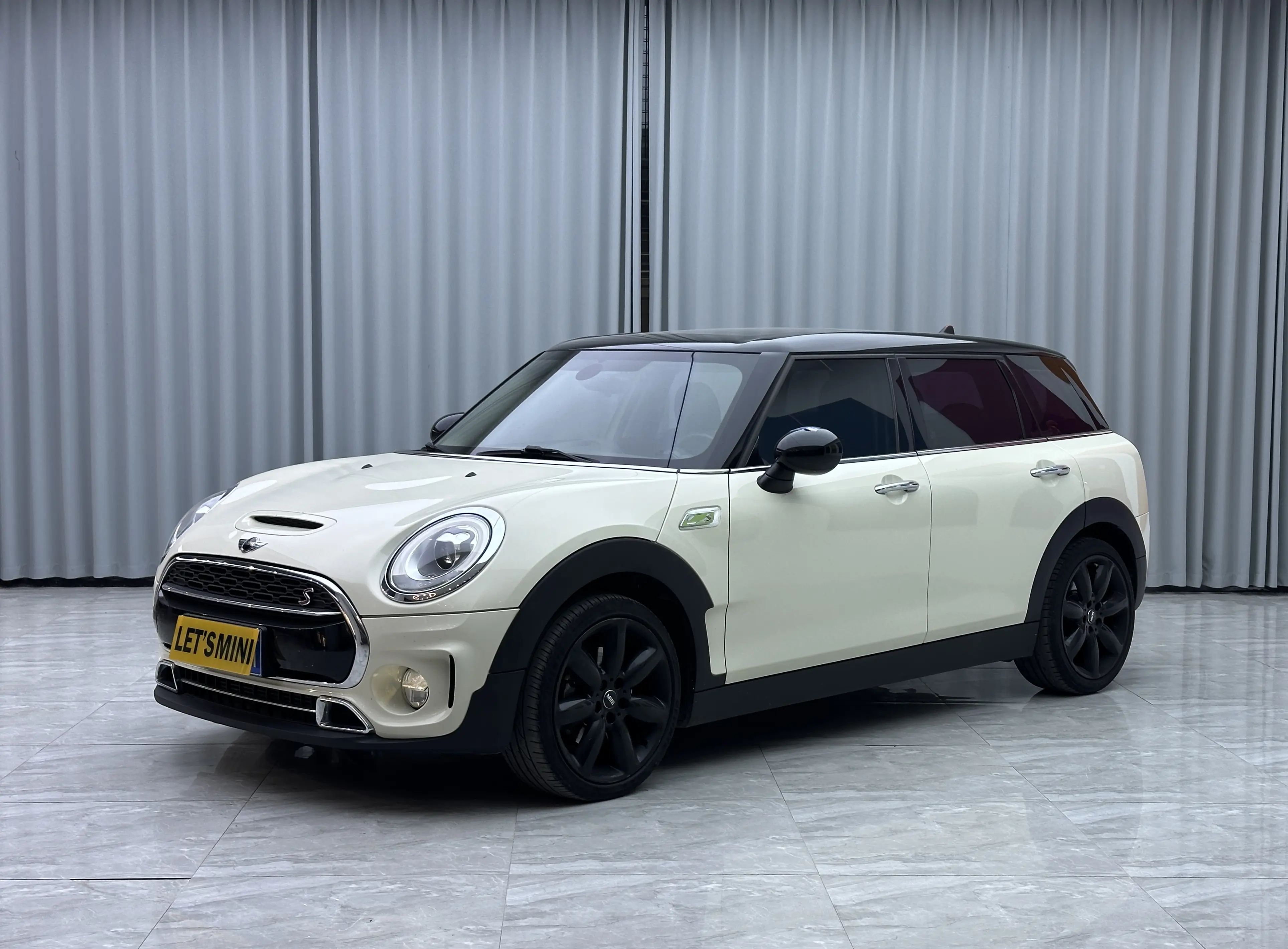 MINI CLUBMAN