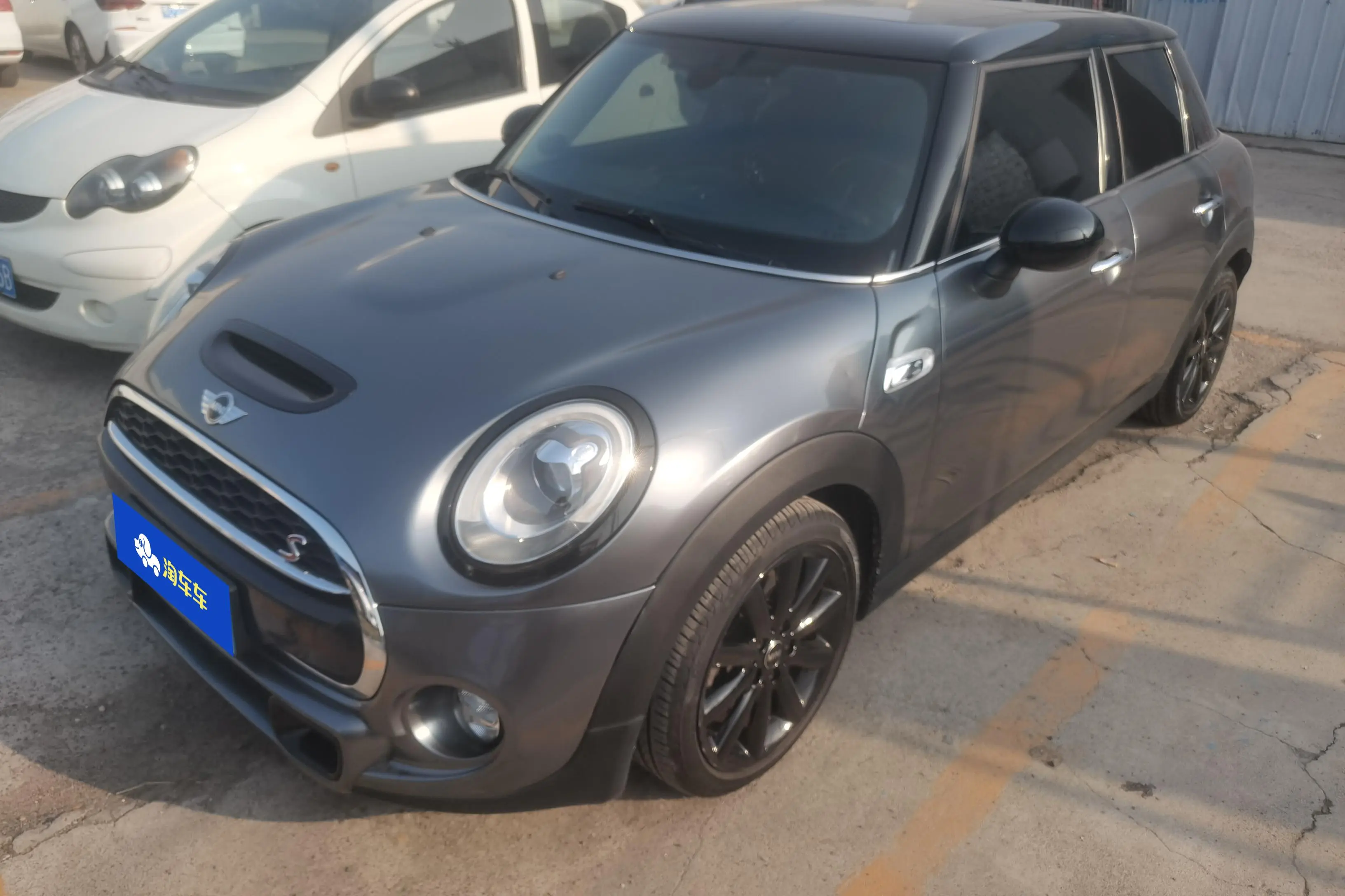 MINI MINI