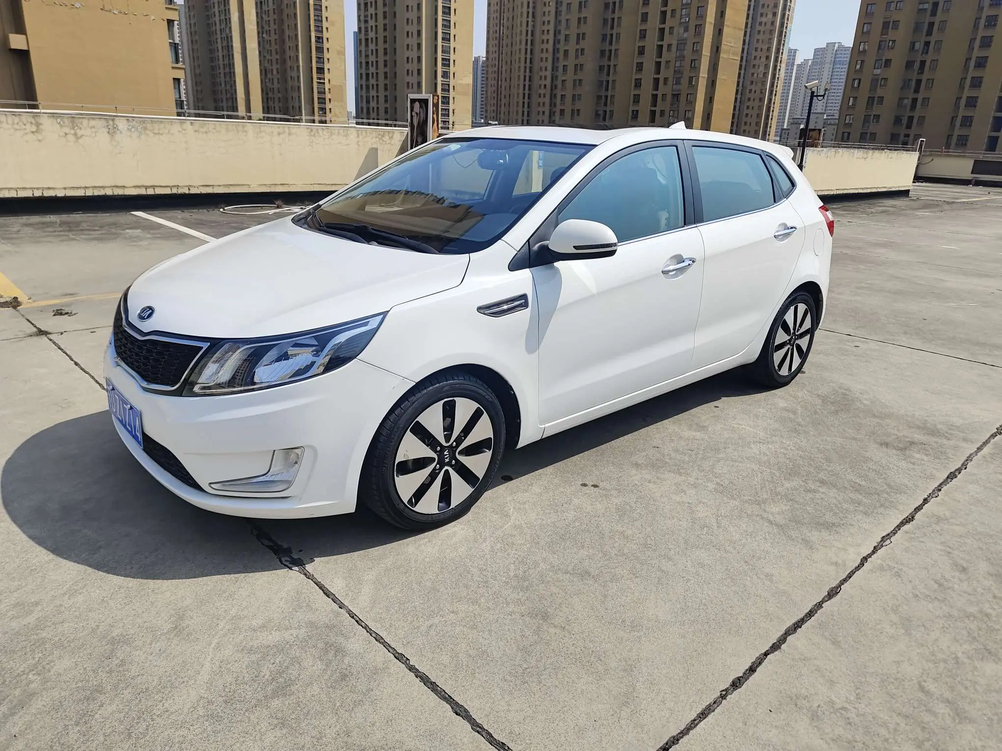 Kia K2  из Китая