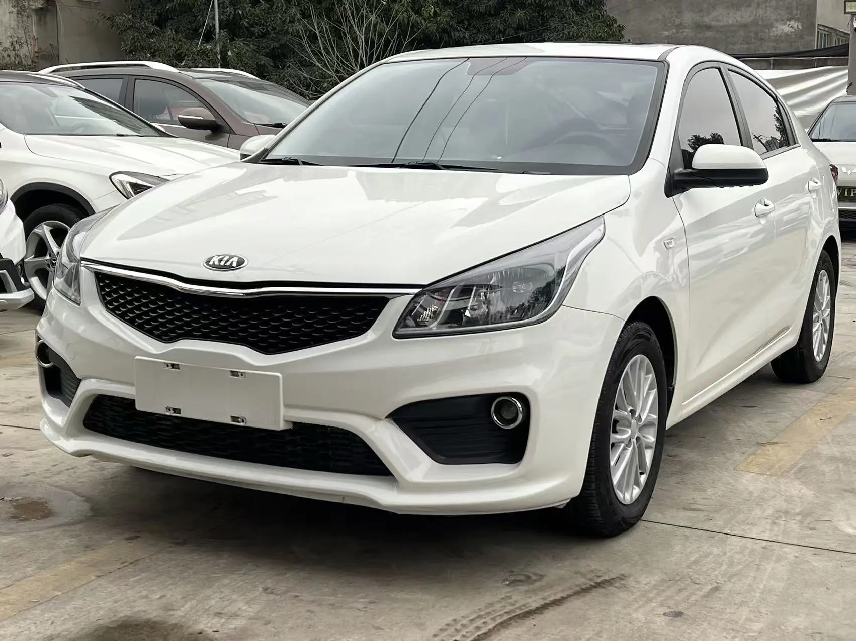 Kia K2