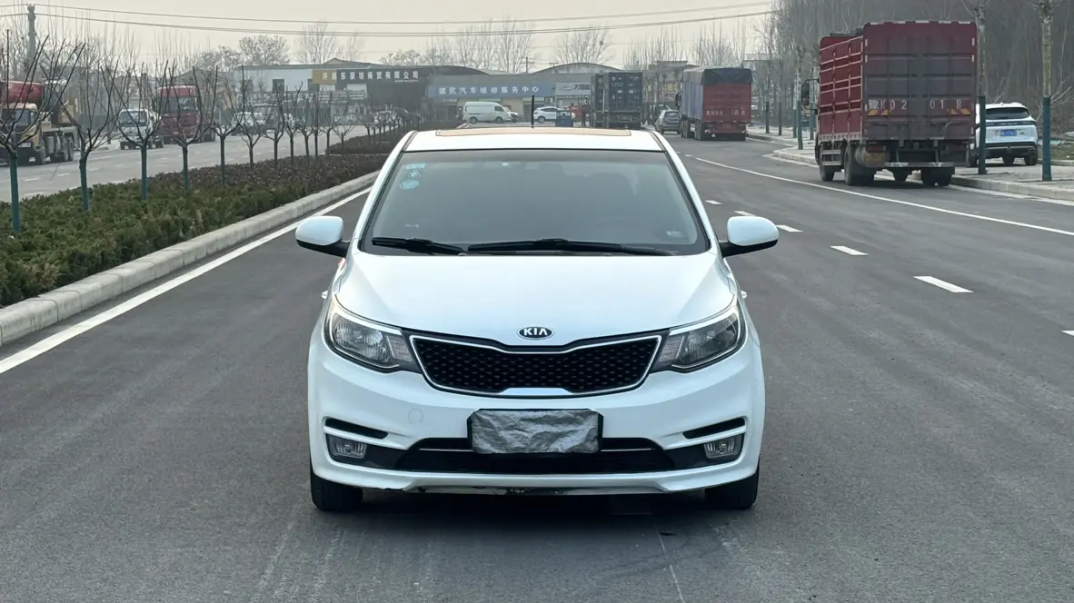 Kia K2  из Китая
