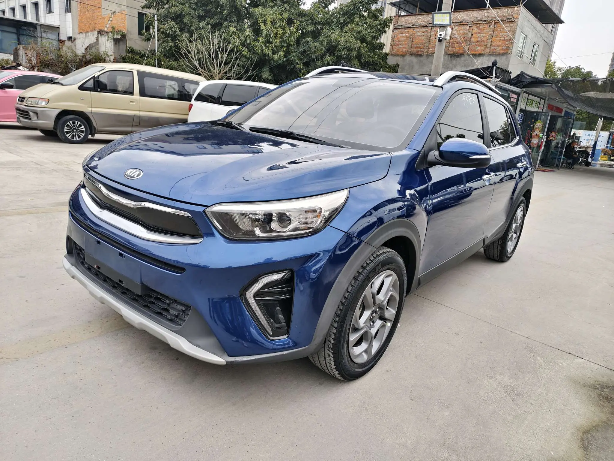 Kia KX1