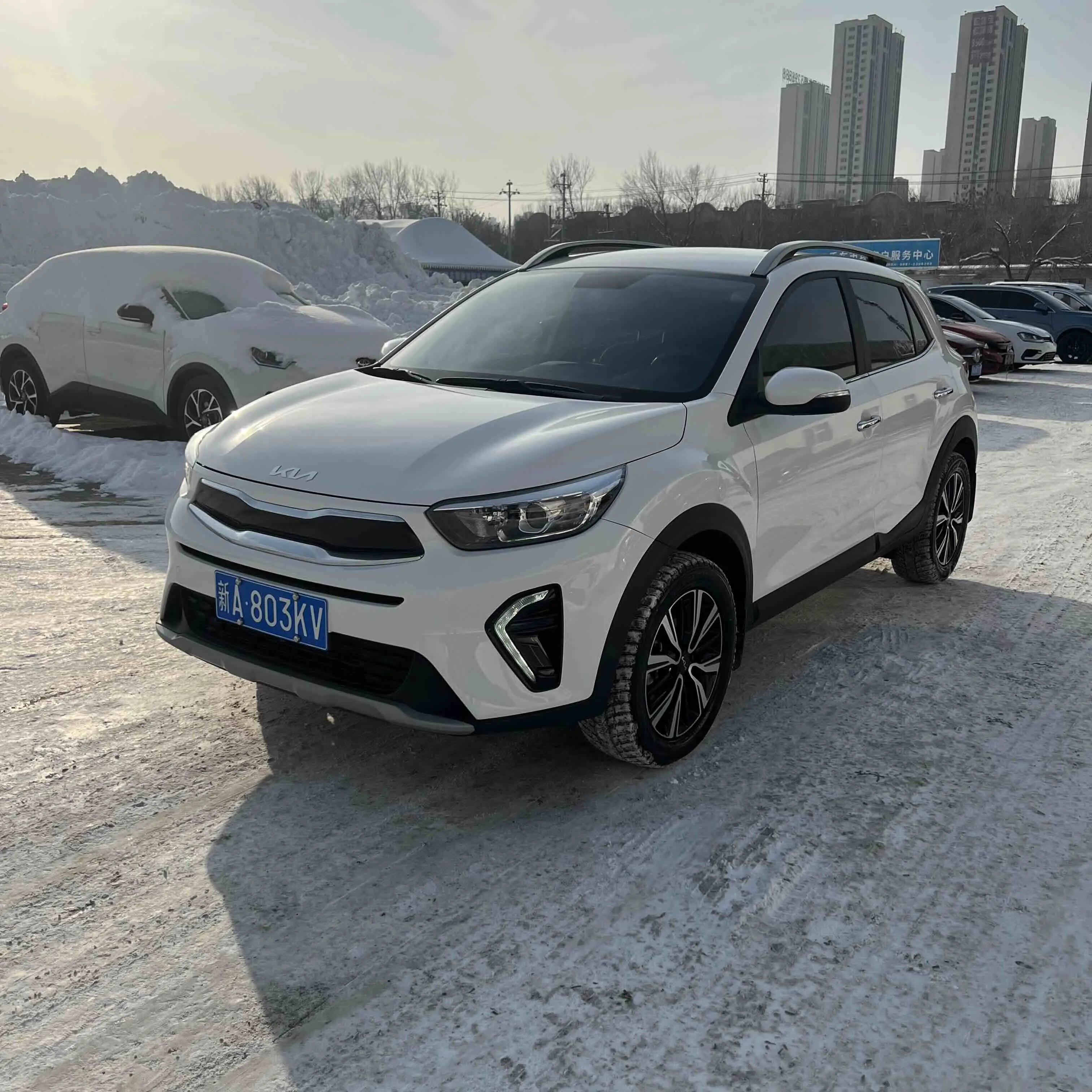 Kia KX1