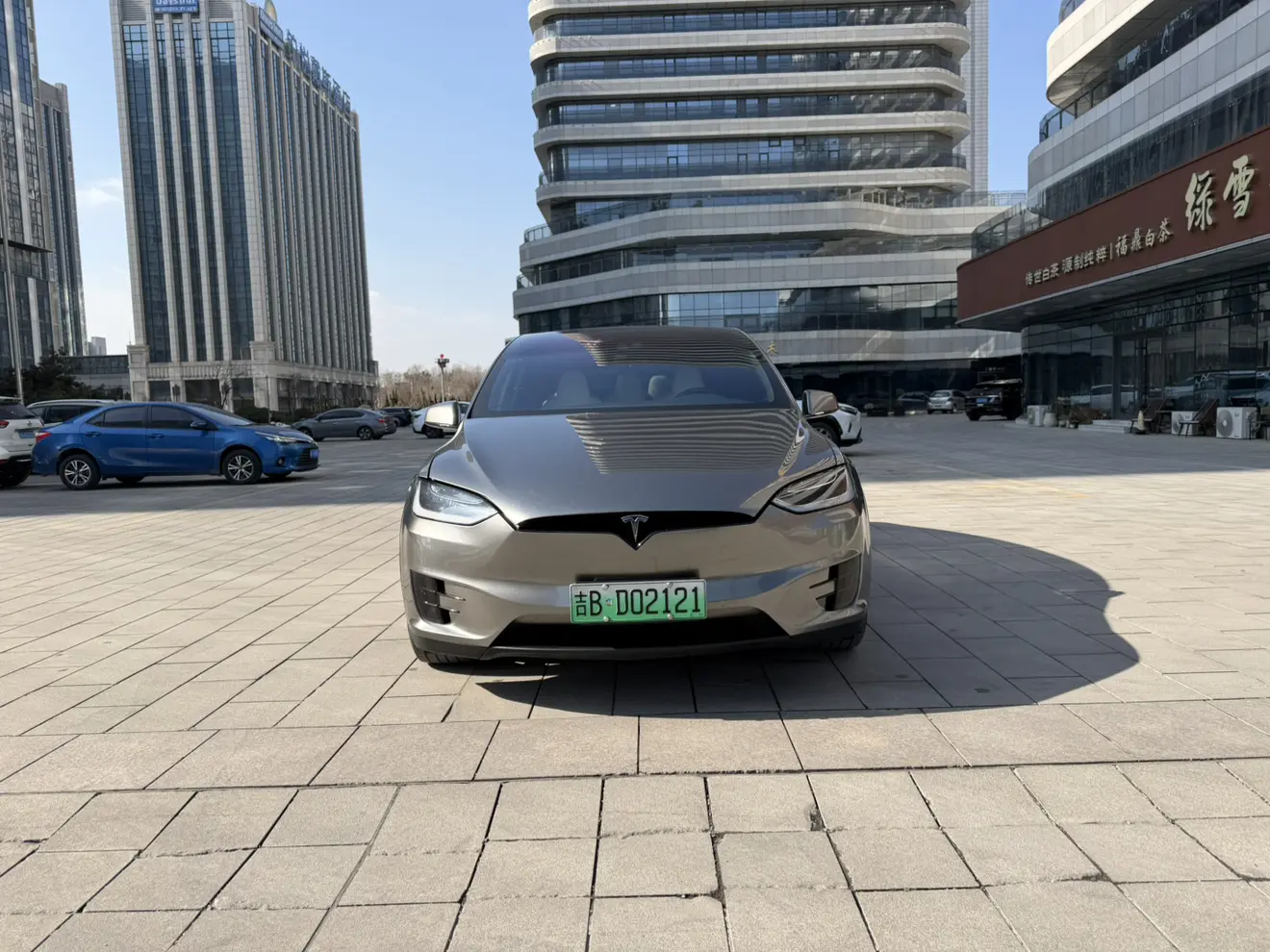 Tesla Model X  из Китая