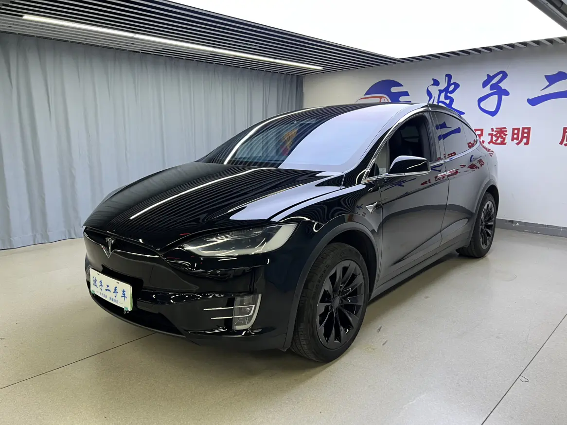 Tesla Model X  из Китая