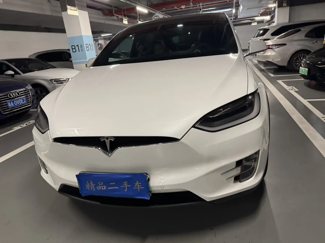 Tesla Model X  из Китая