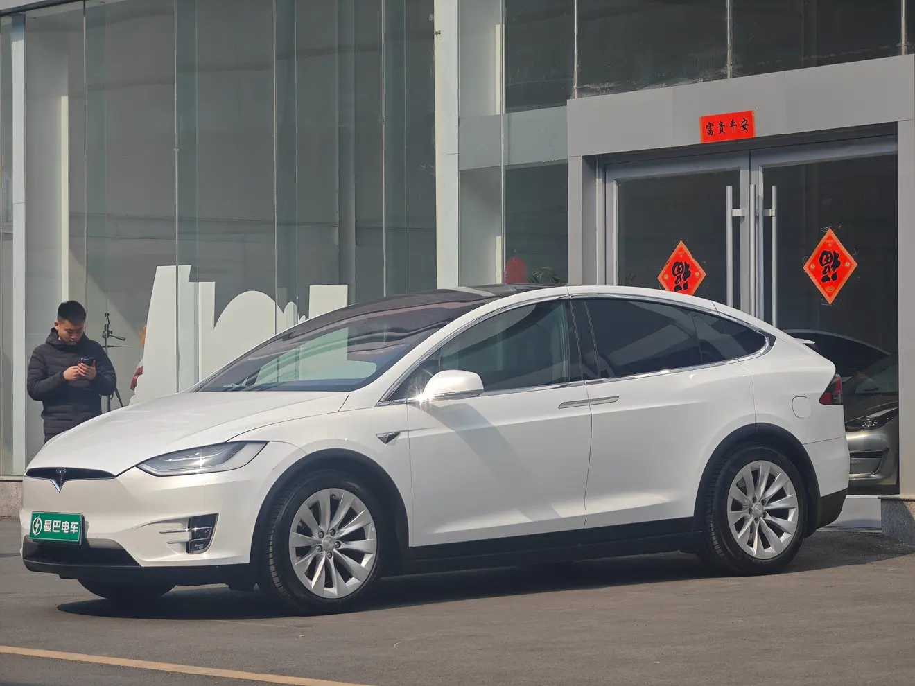 Tesla Model X  из Китая