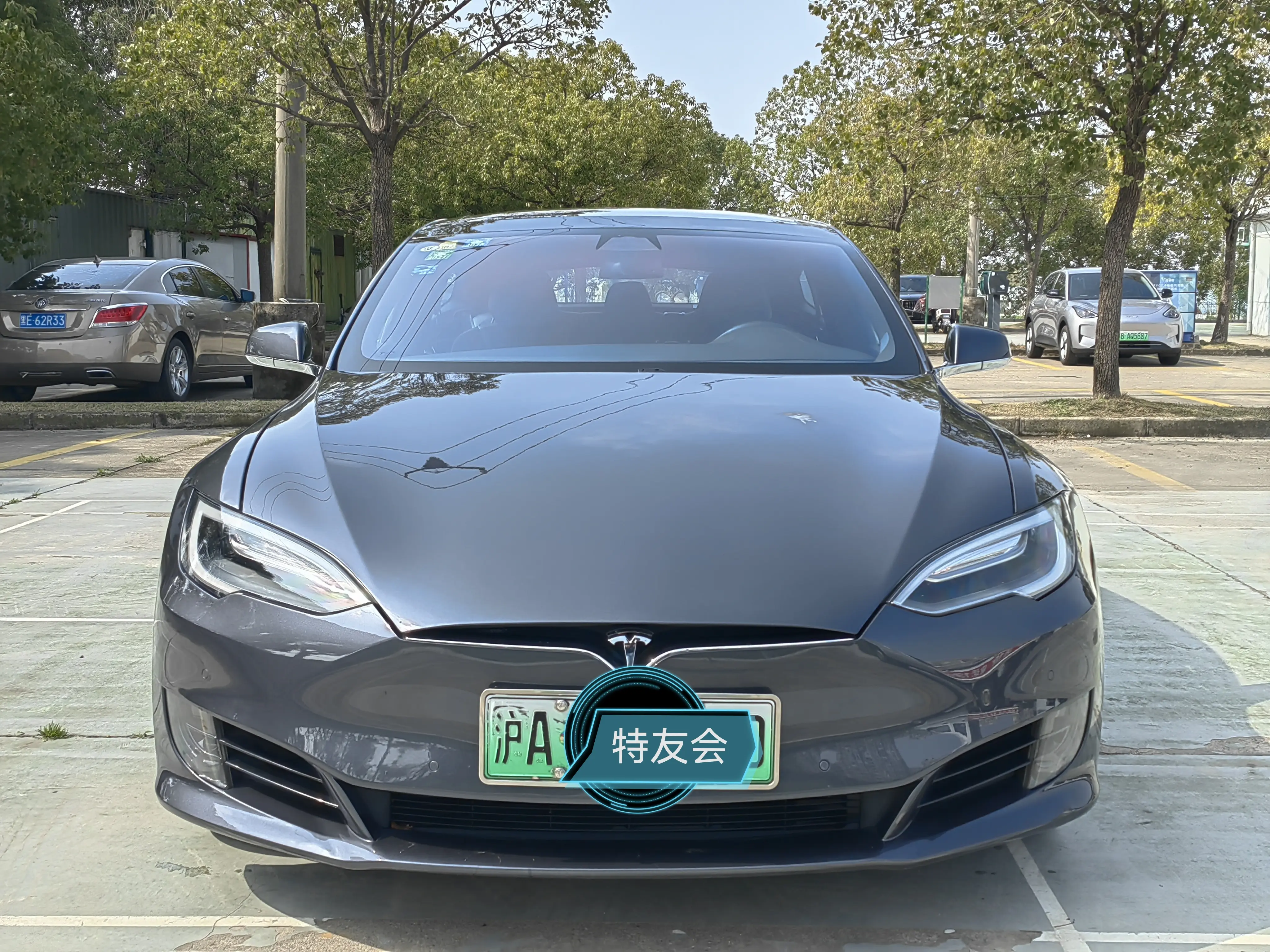 Tesla Model S  из Китая