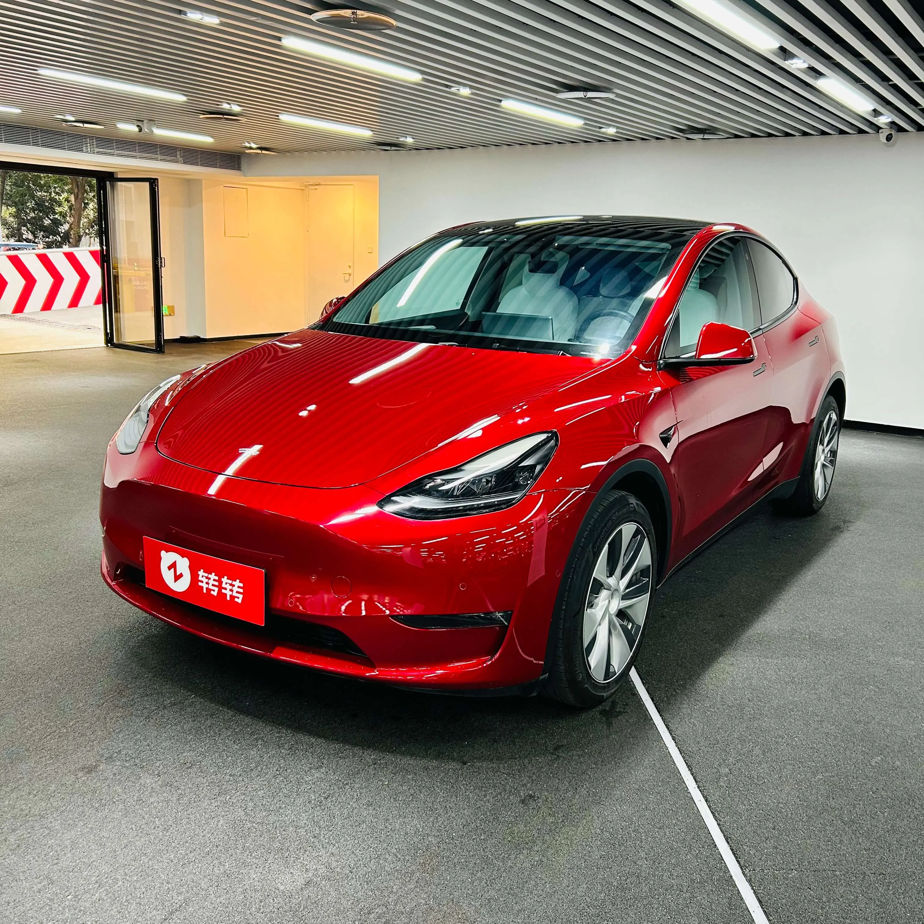 Tesla Model Y  из Китая