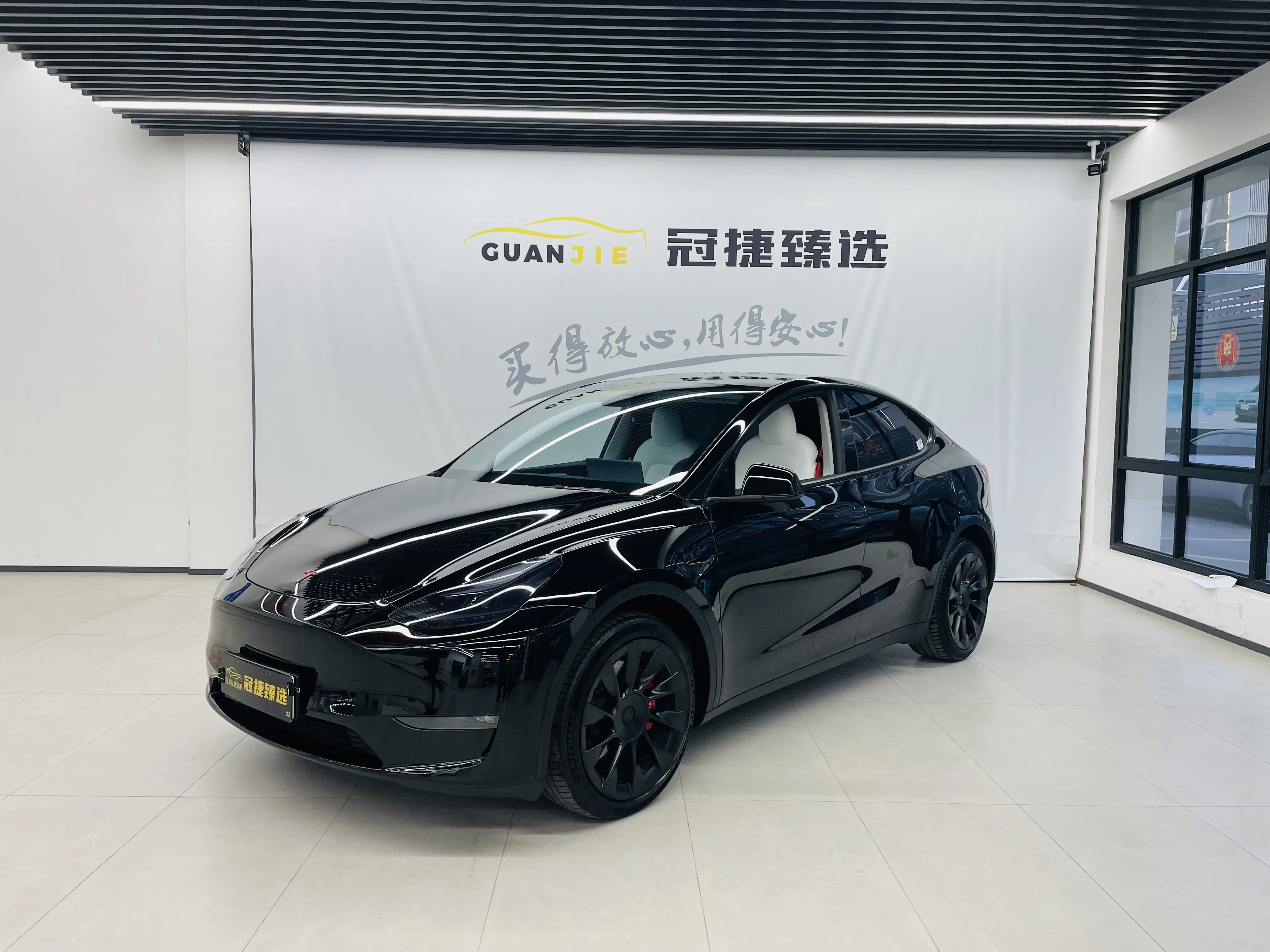 Tesla Model Y  из Китая