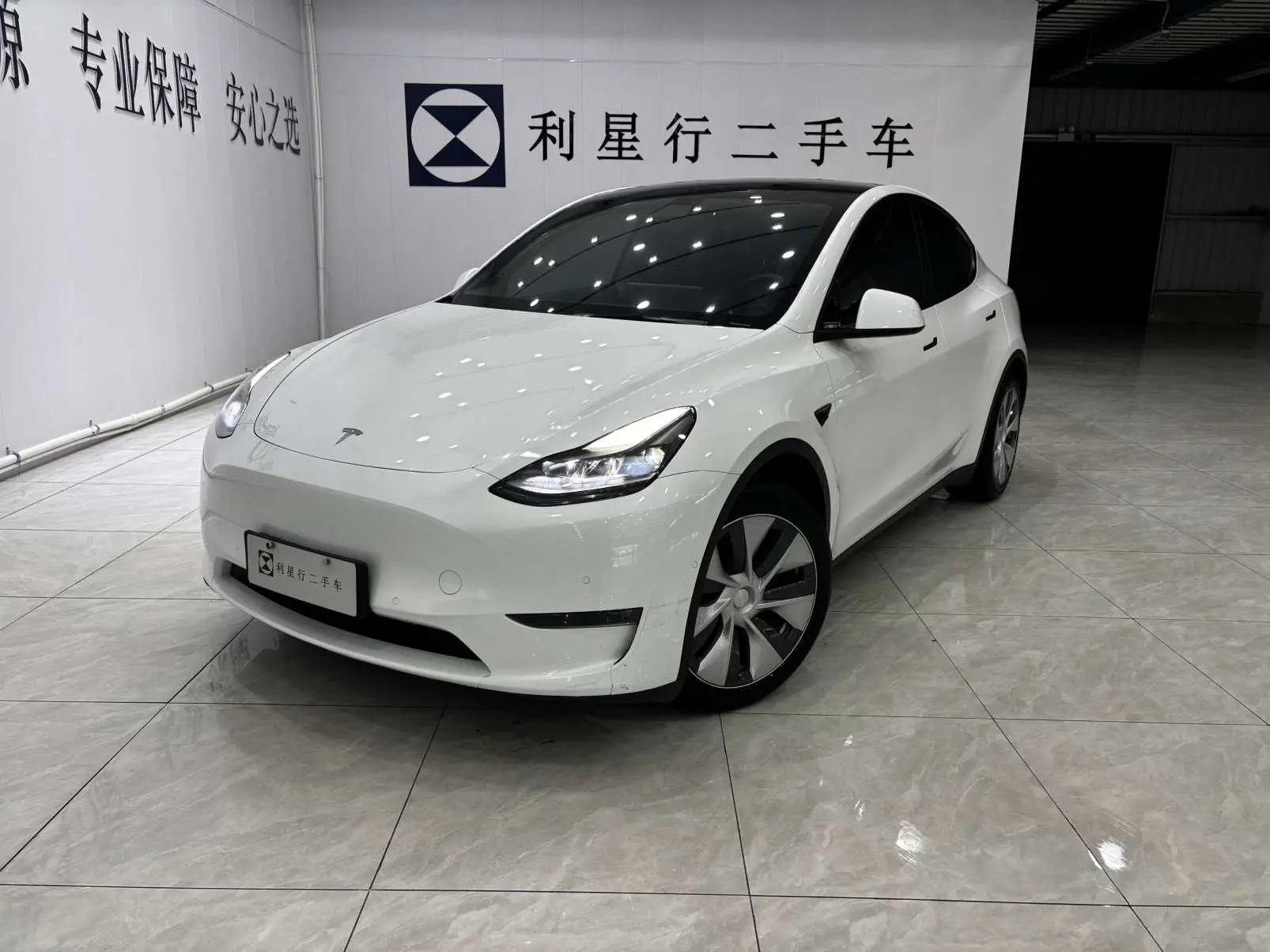Tesla Model Y  из Китая