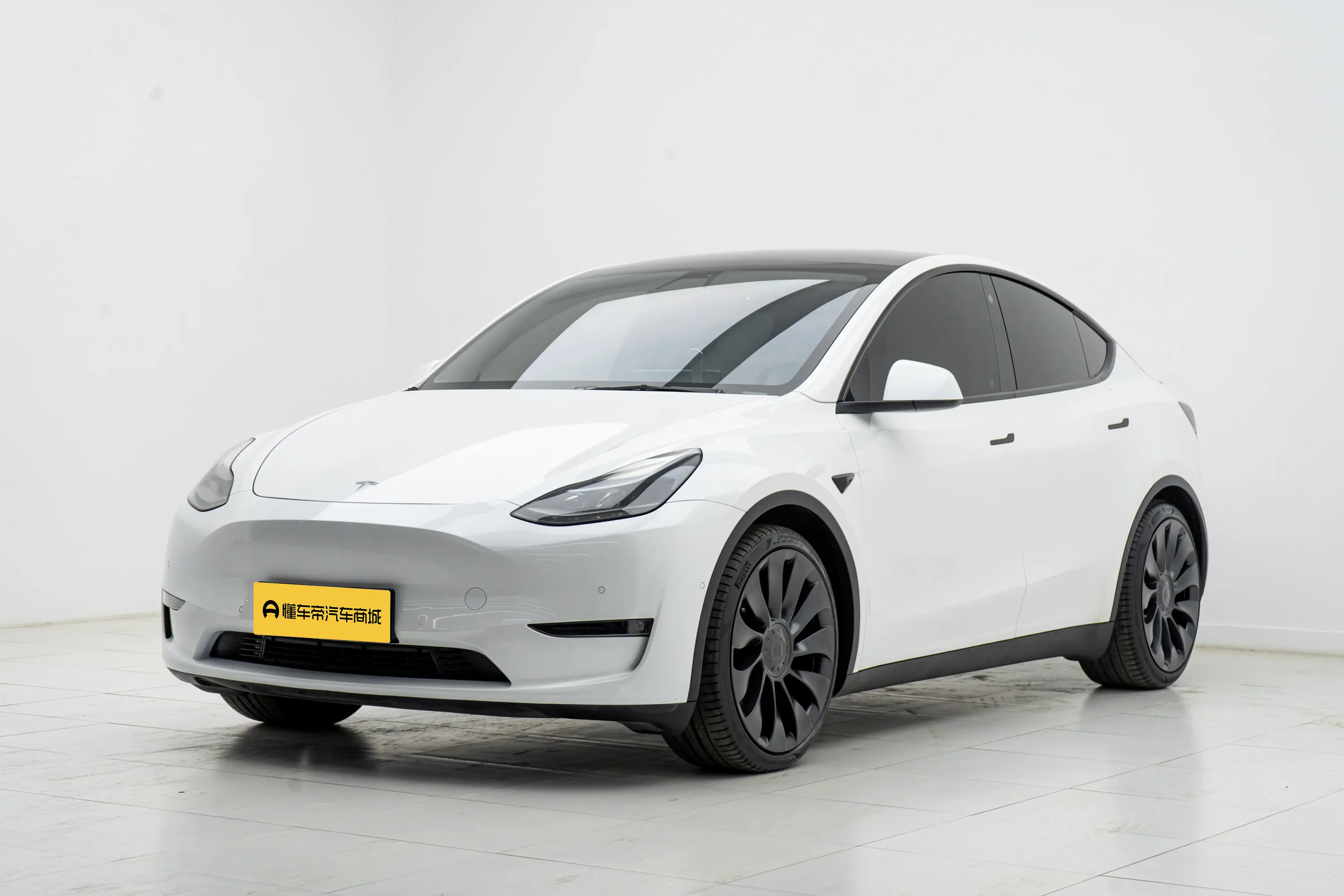 Tesla Model Y  из Китая