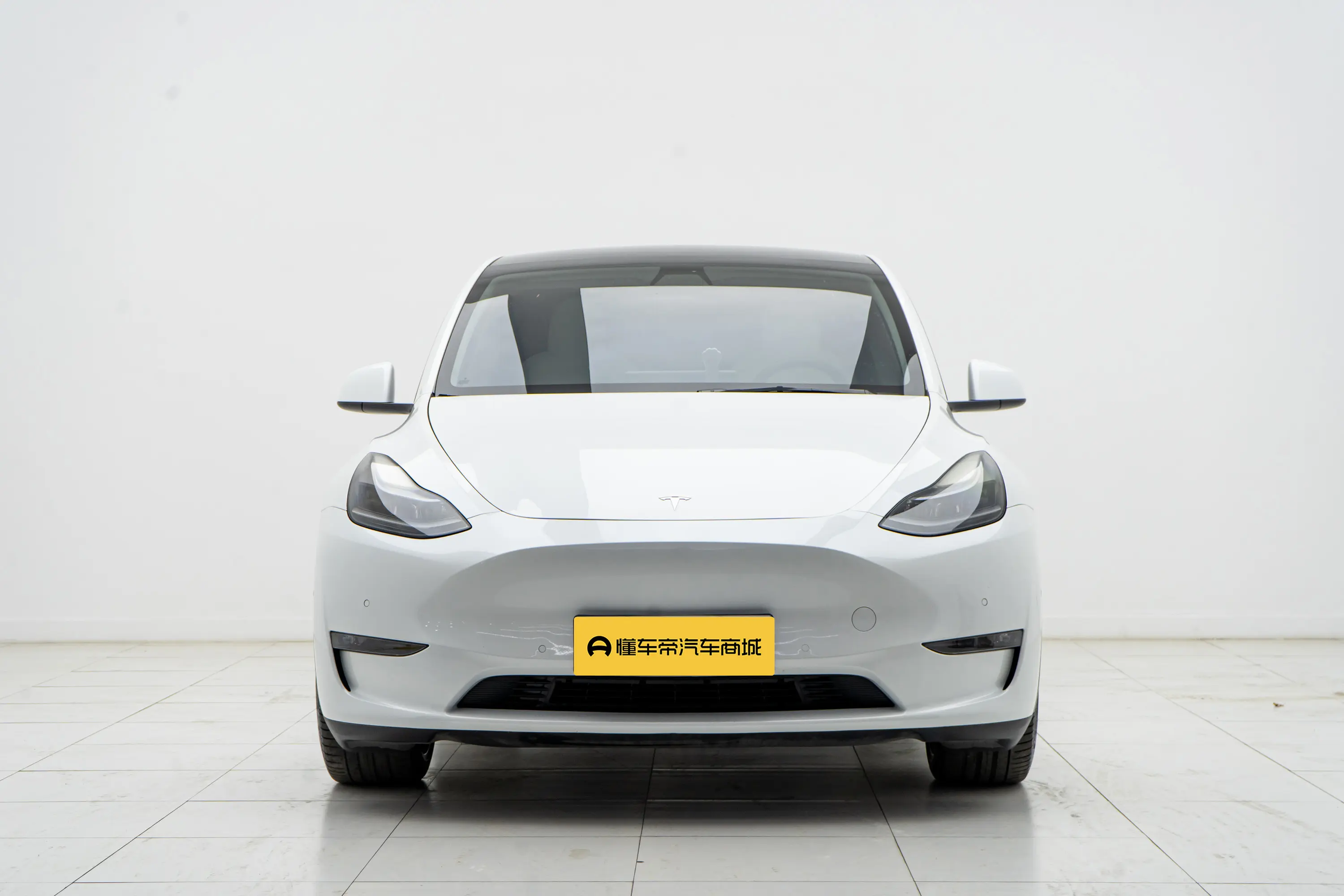 Tesla Model Y  из Китая
