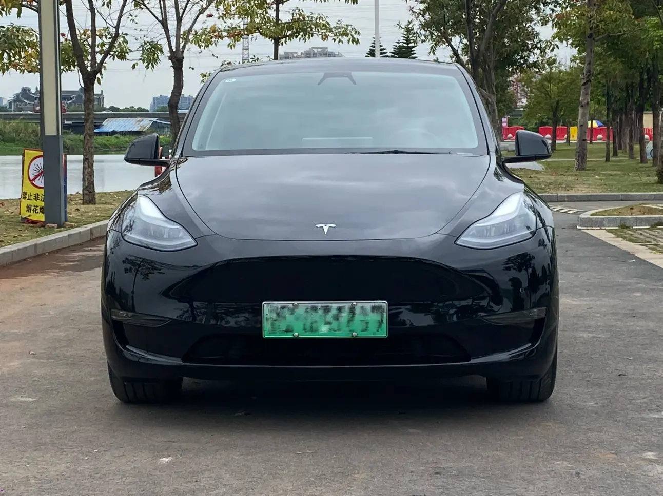 Tesla Model Y  из Китая