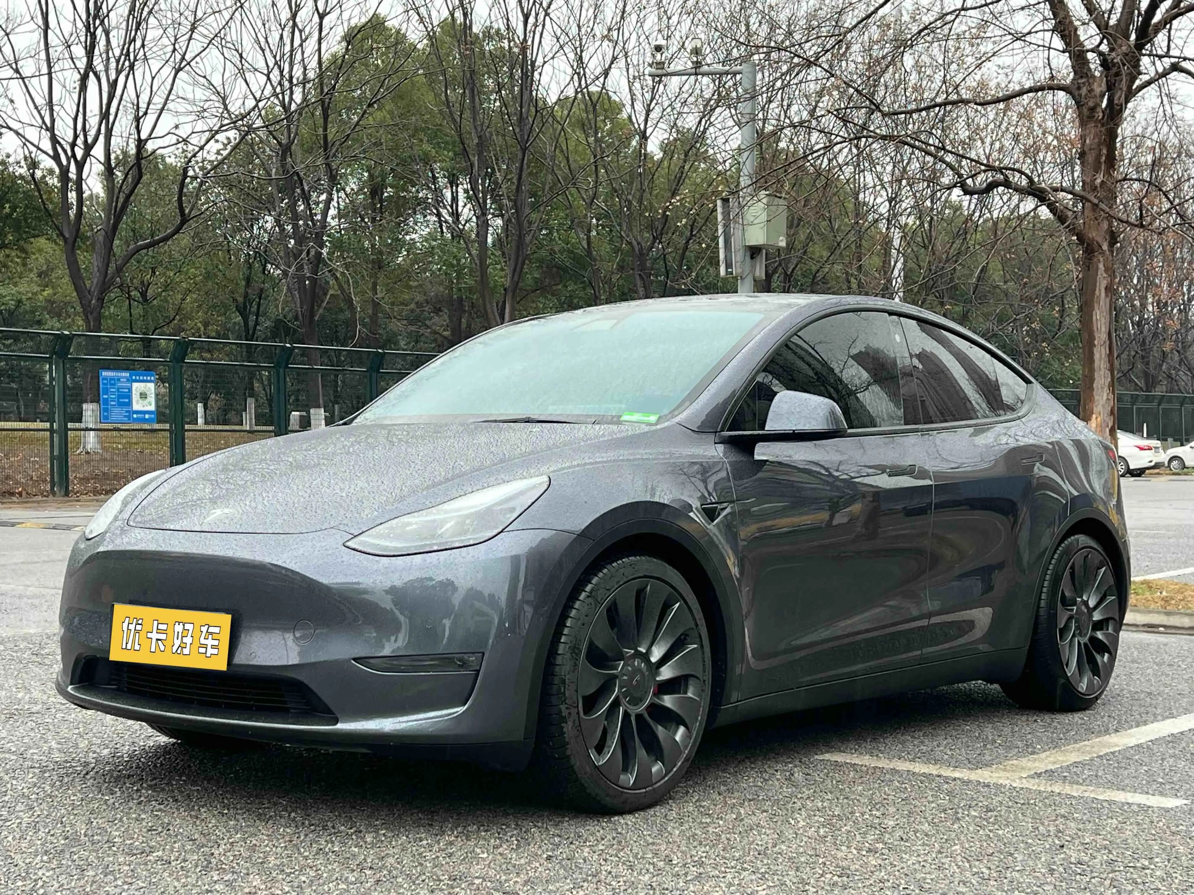 Tesla Model Y  из Китая