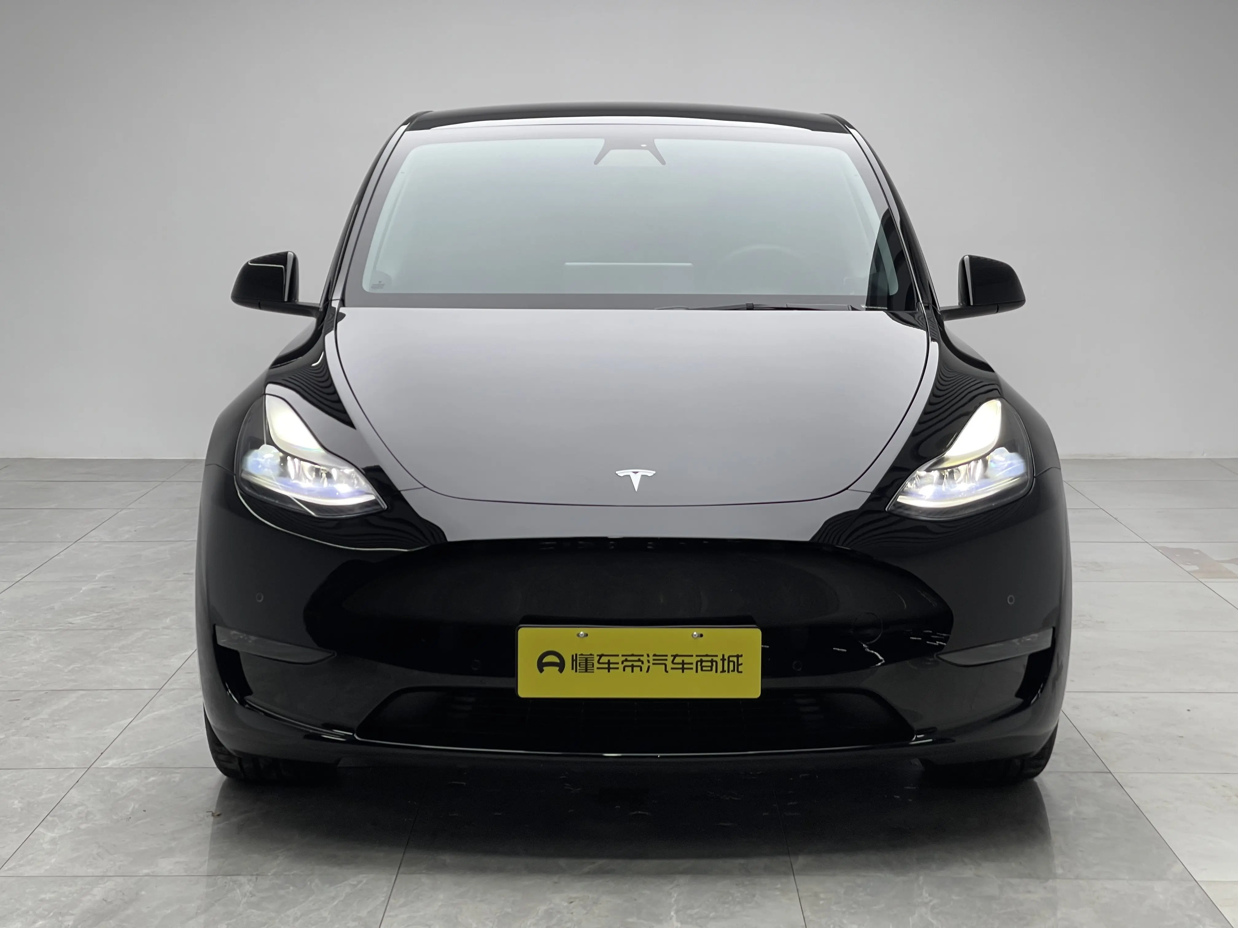 Tesla Model Y  из Китая