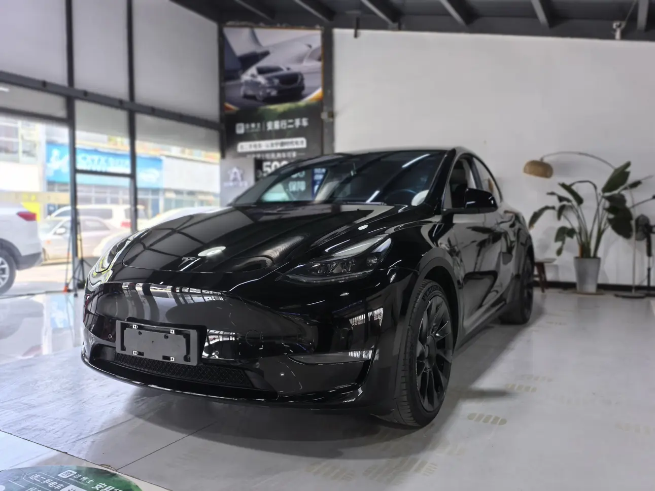 Tesla Model Y  из Китая