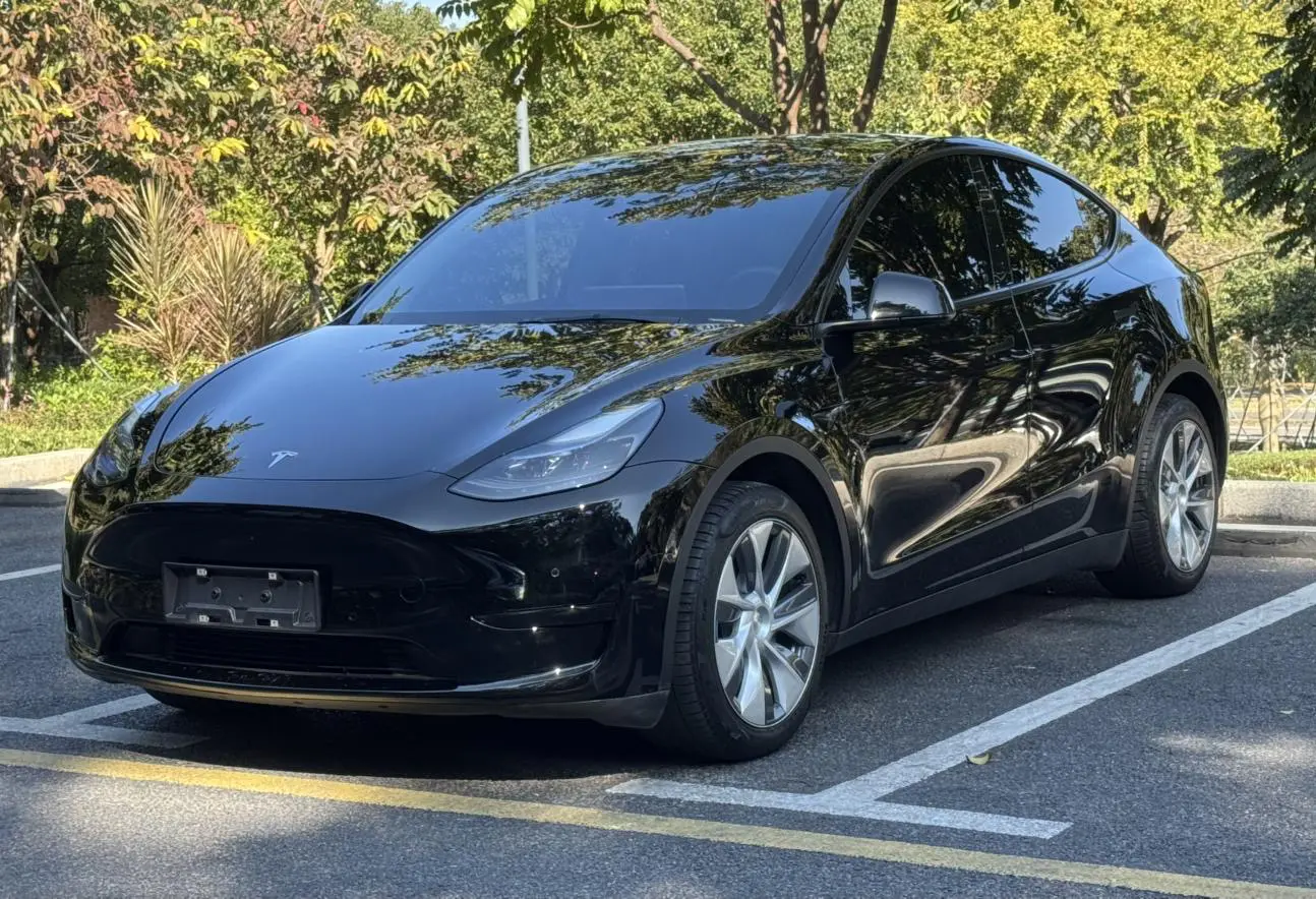 Tesla Model Y  из Китая