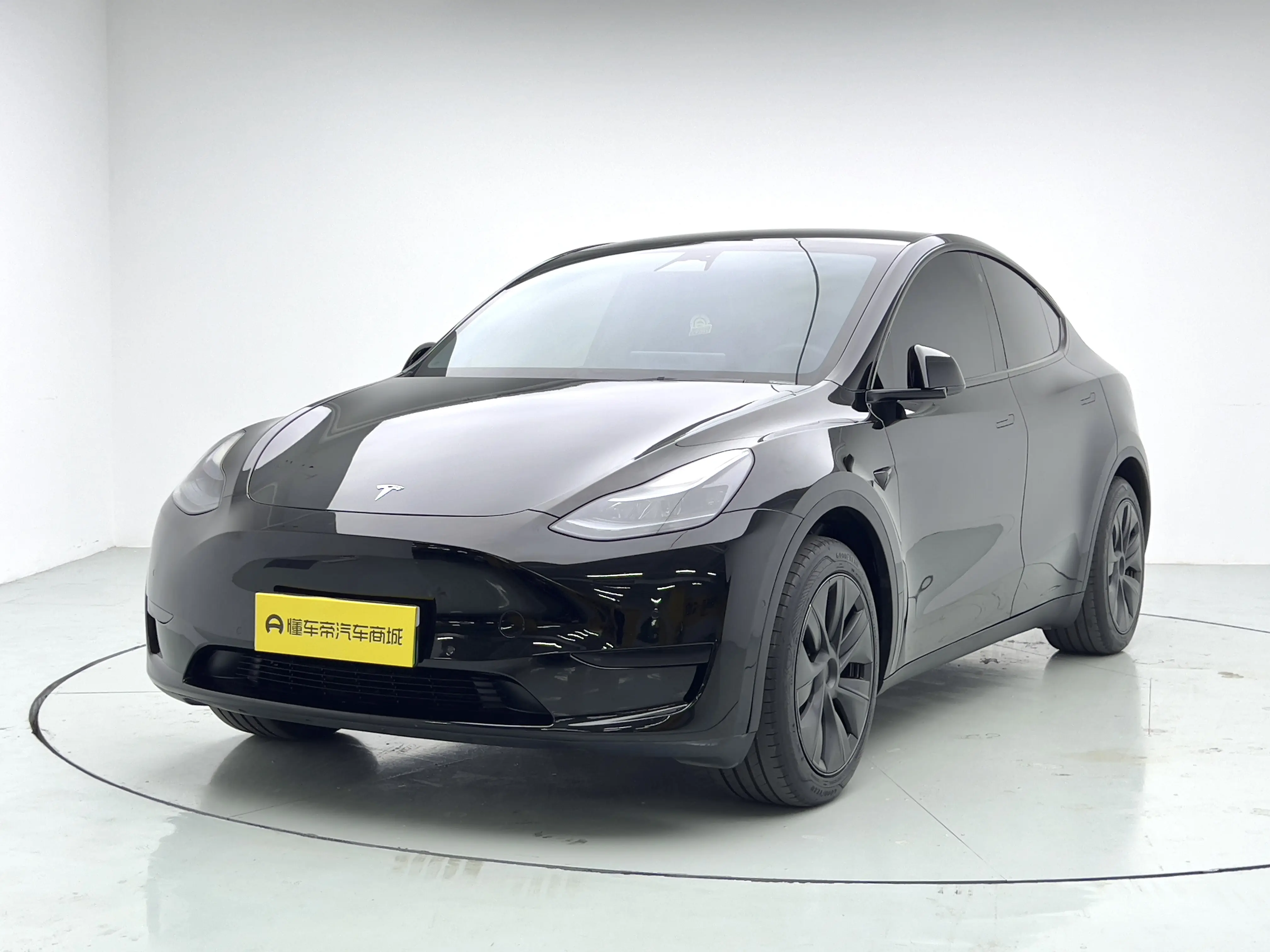 Tesla Model Y  из Китая