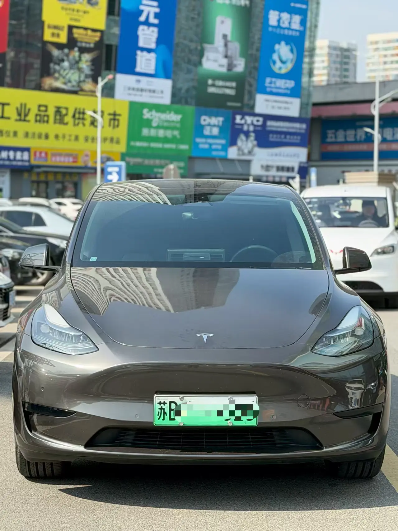 Tesla Model Y  из Китая