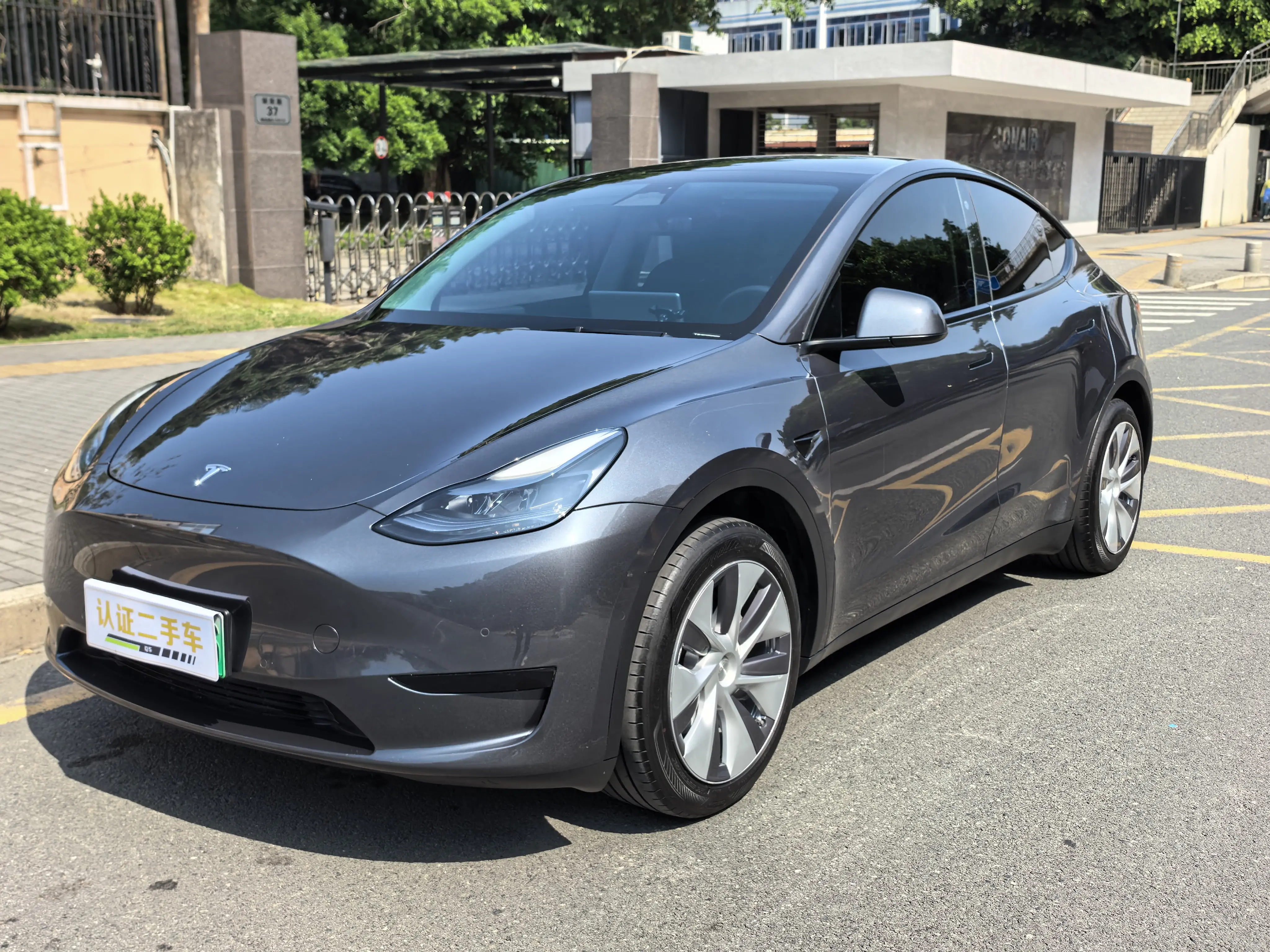 Tesla Model Y  из Китая