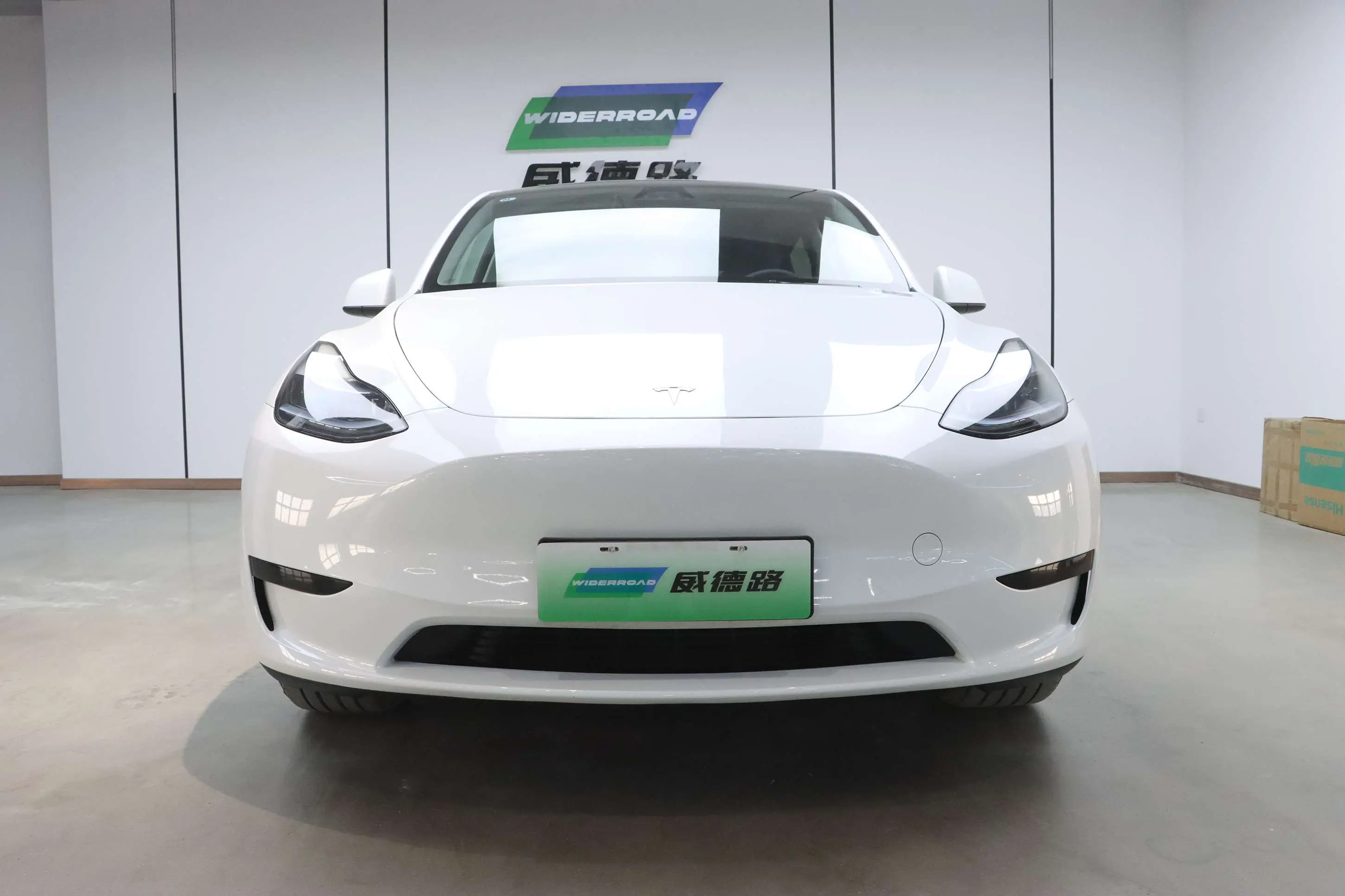 Tesla Model Y  из Китая