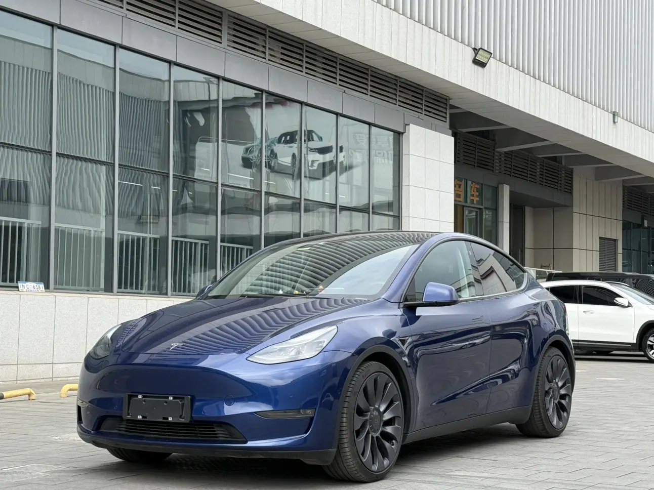 Tesla Model Y  из Китая