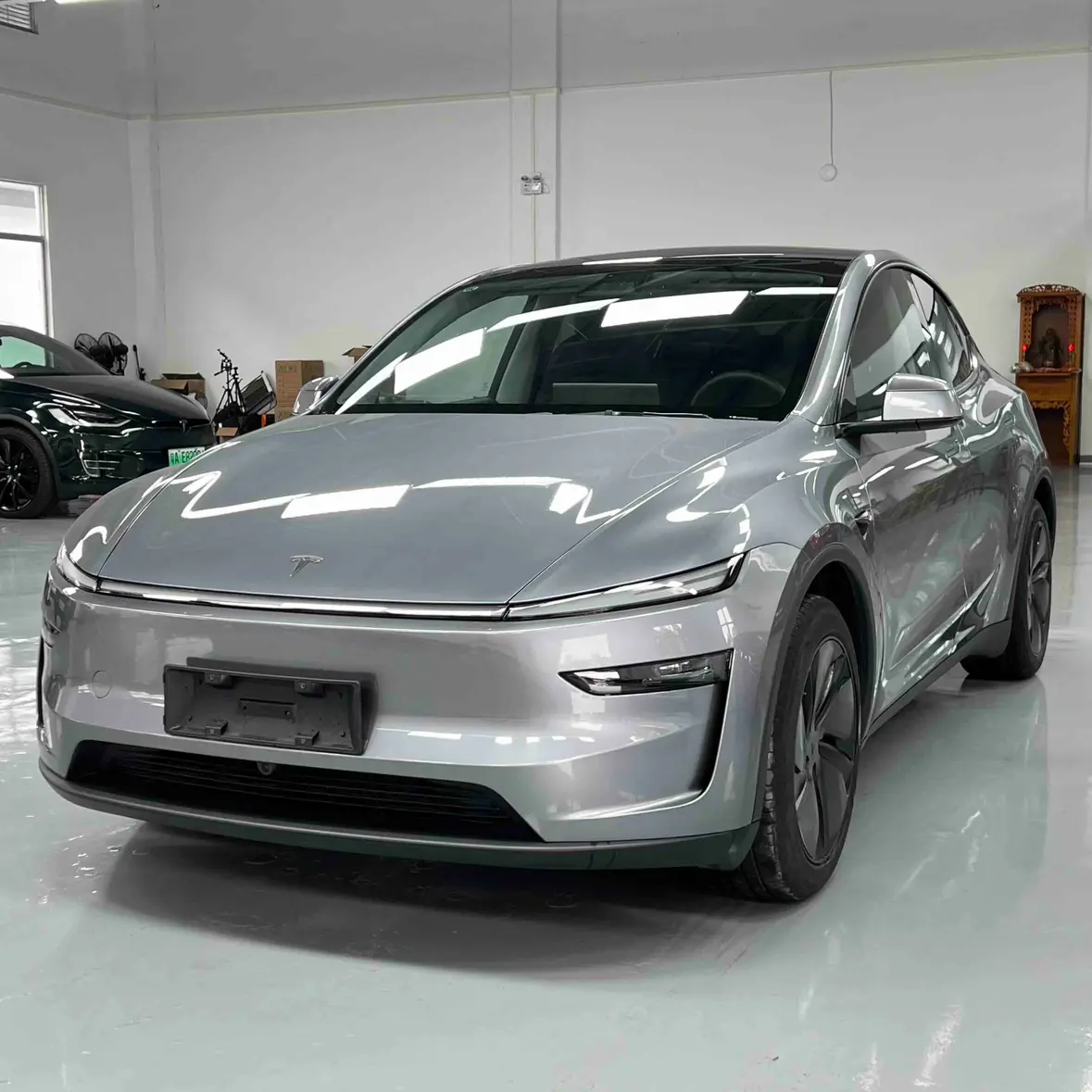 Tesla Model Y  из Китая