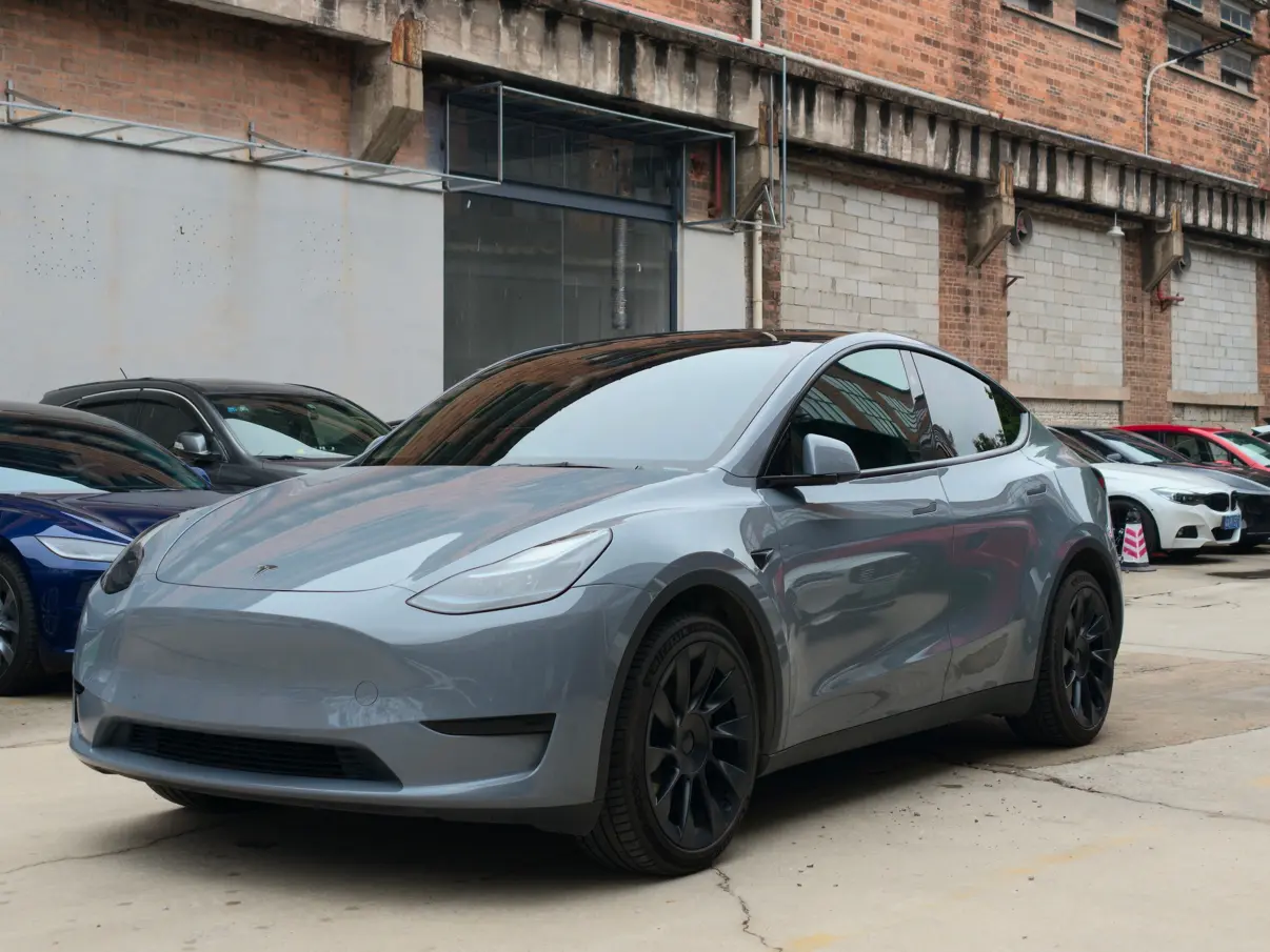 Tesla Model Y  из Китая